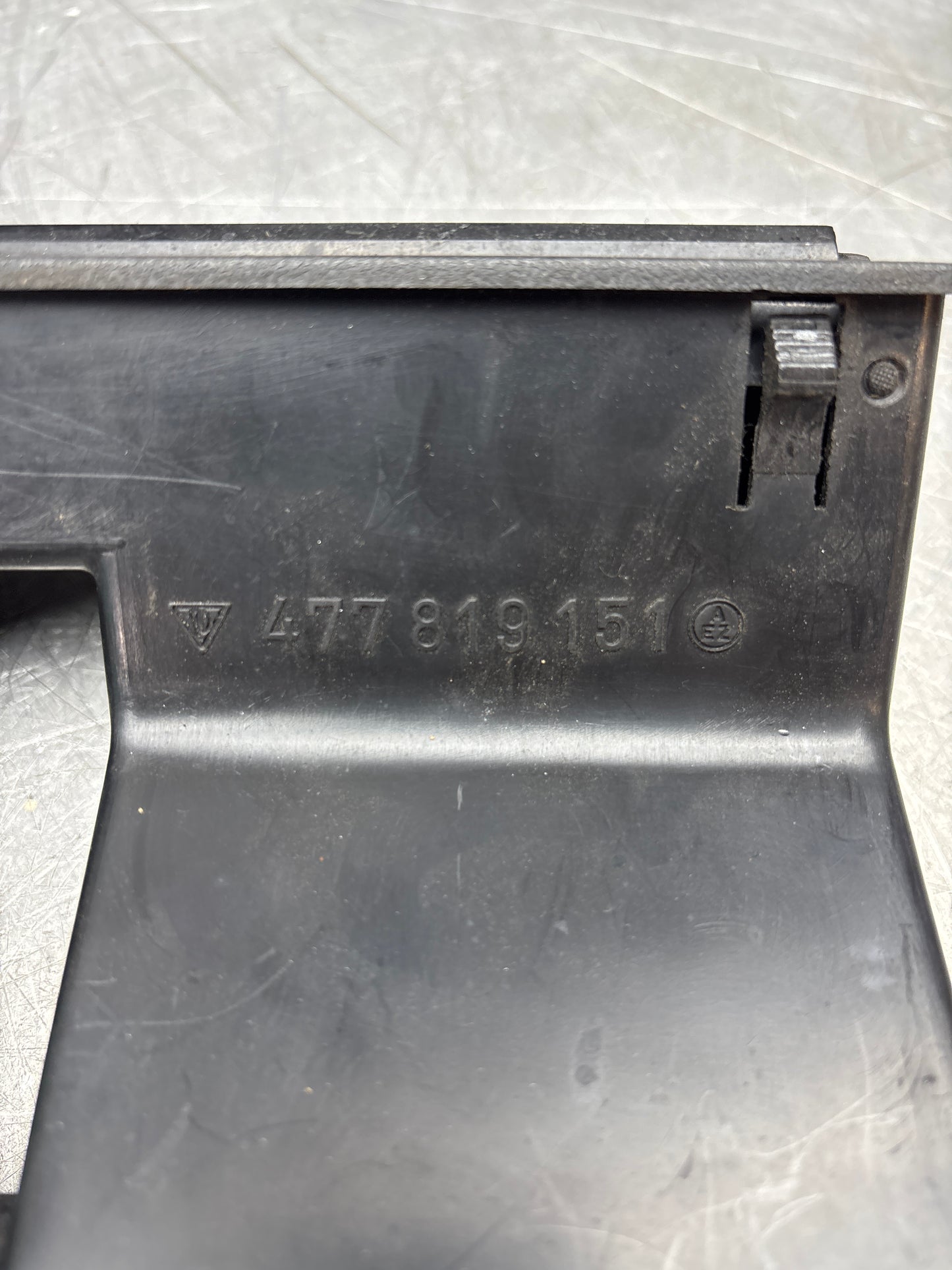 Porsche 924/944 DEF used interior air vent Black 477819151 spares or repair