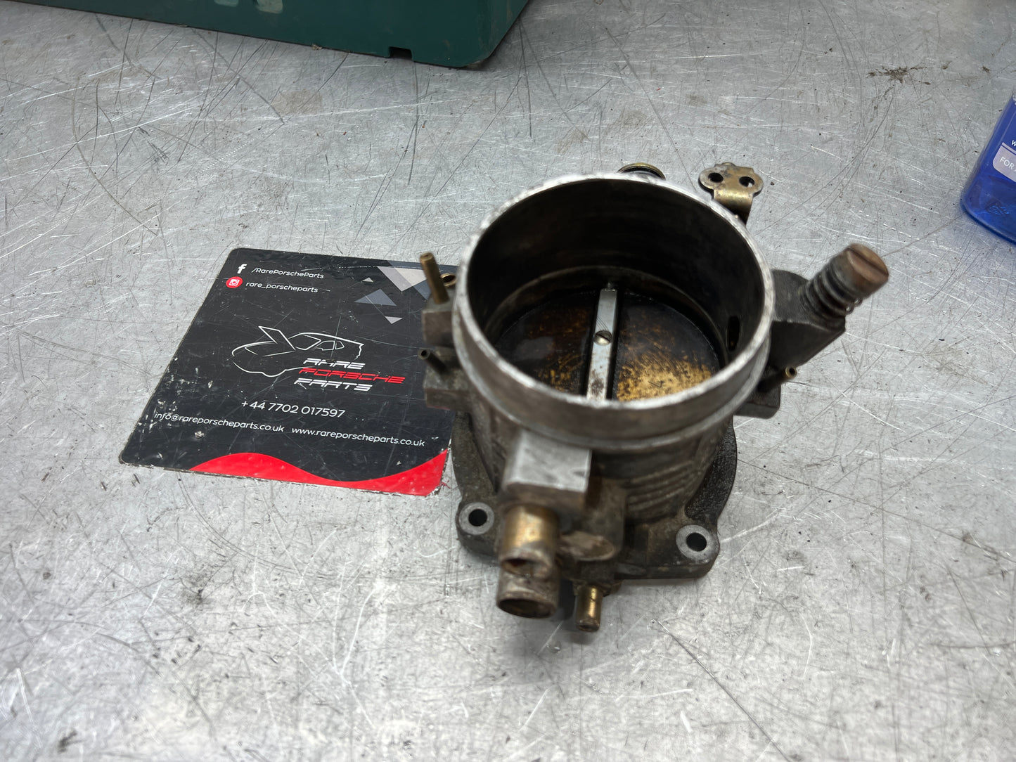 Porsche 928 4.5 Throttle Body Butterfly Valve, 92811009008 used