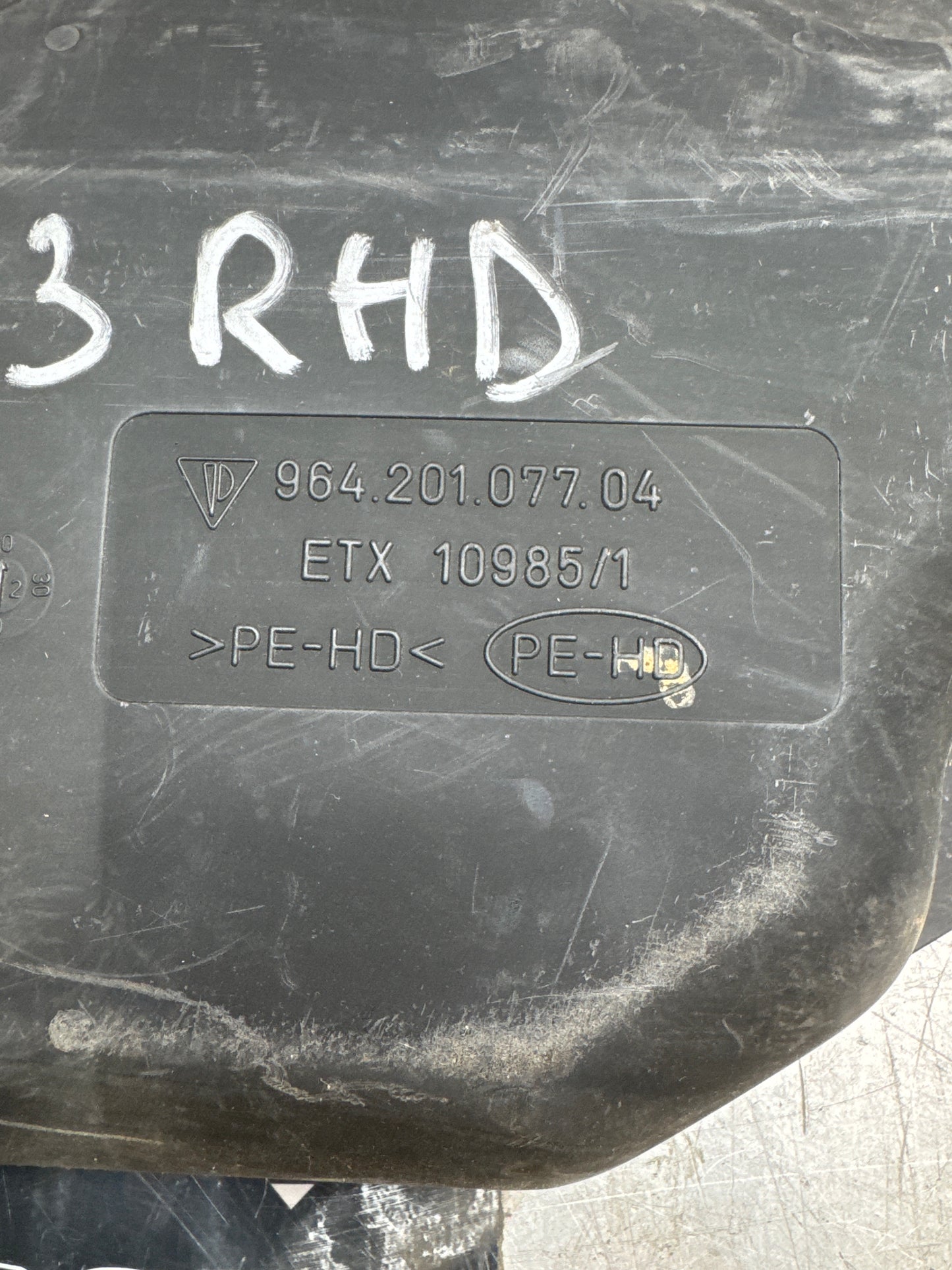 Porsche 993 fuel expansion tank 96420107704 used