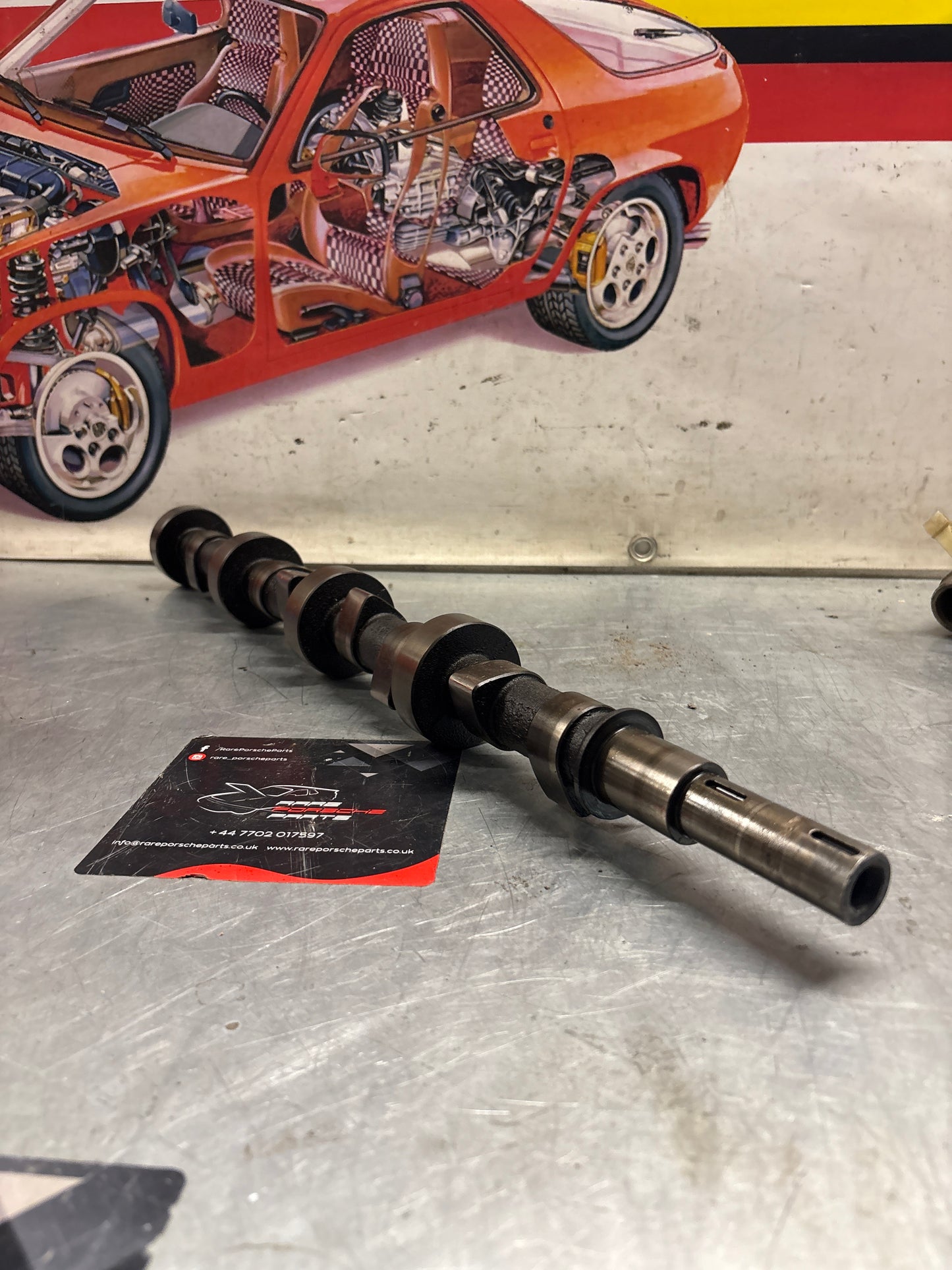 Albero a camme Porsche 928, usato 9281051740R