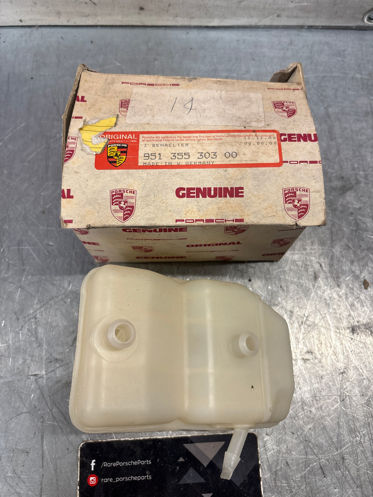 Porsche 944 Turbo / S2 / 968 brake fluid reservoir, genuine 95135530300
