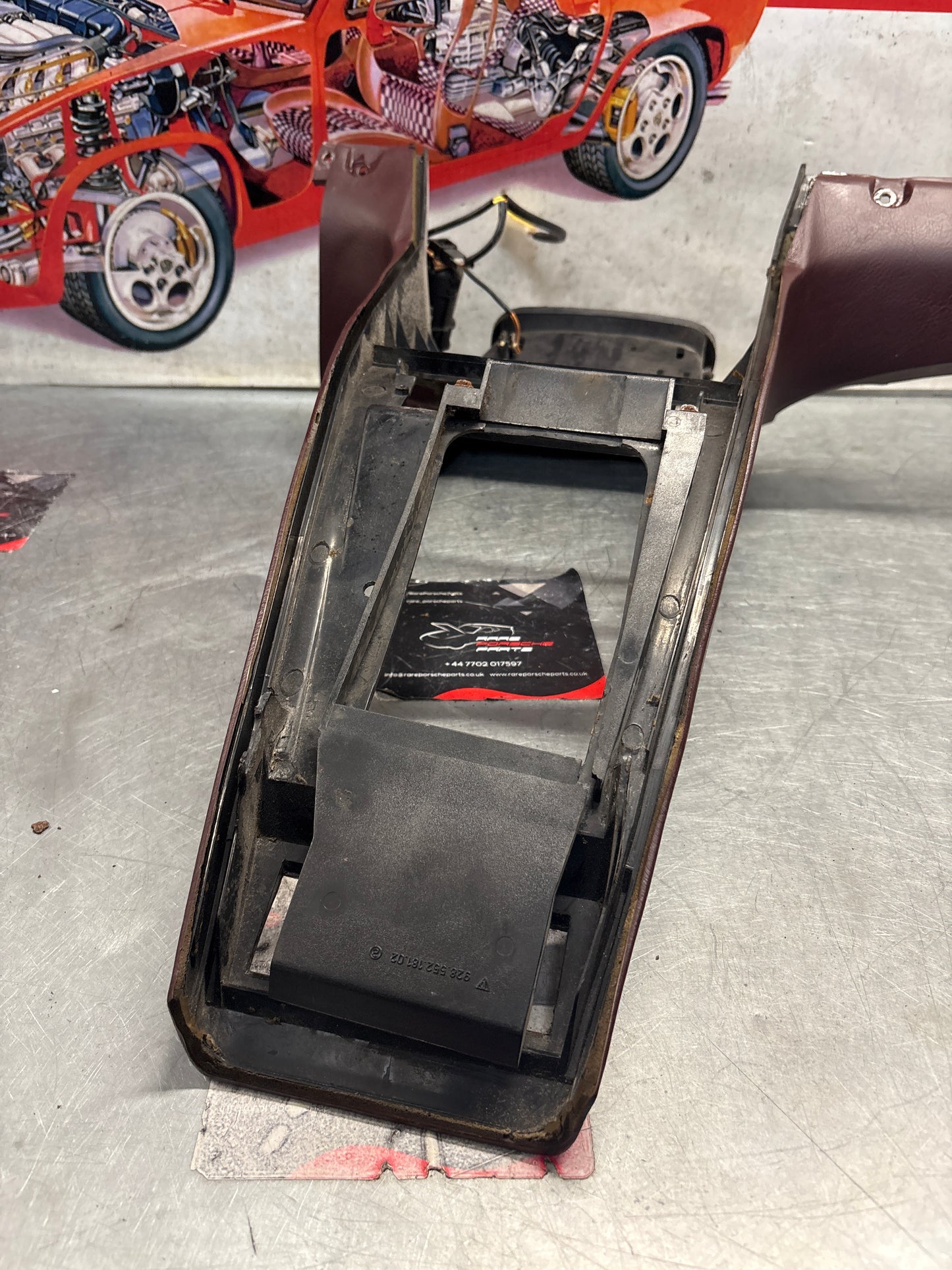 Porsche 928 Center console, used 92855206304 burgundy