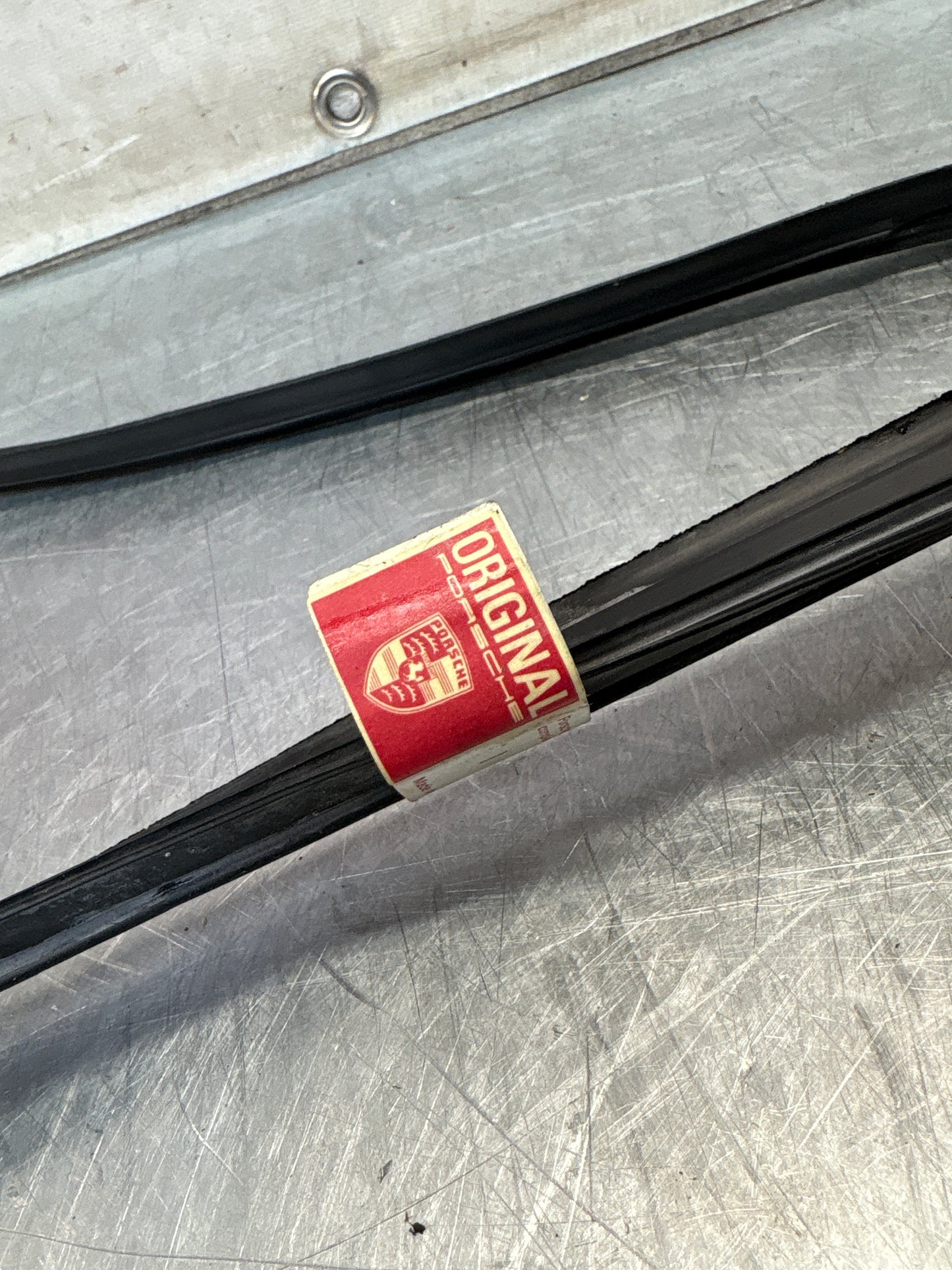 Porsche 911 912 rear right quarter window rubber seal, genuine