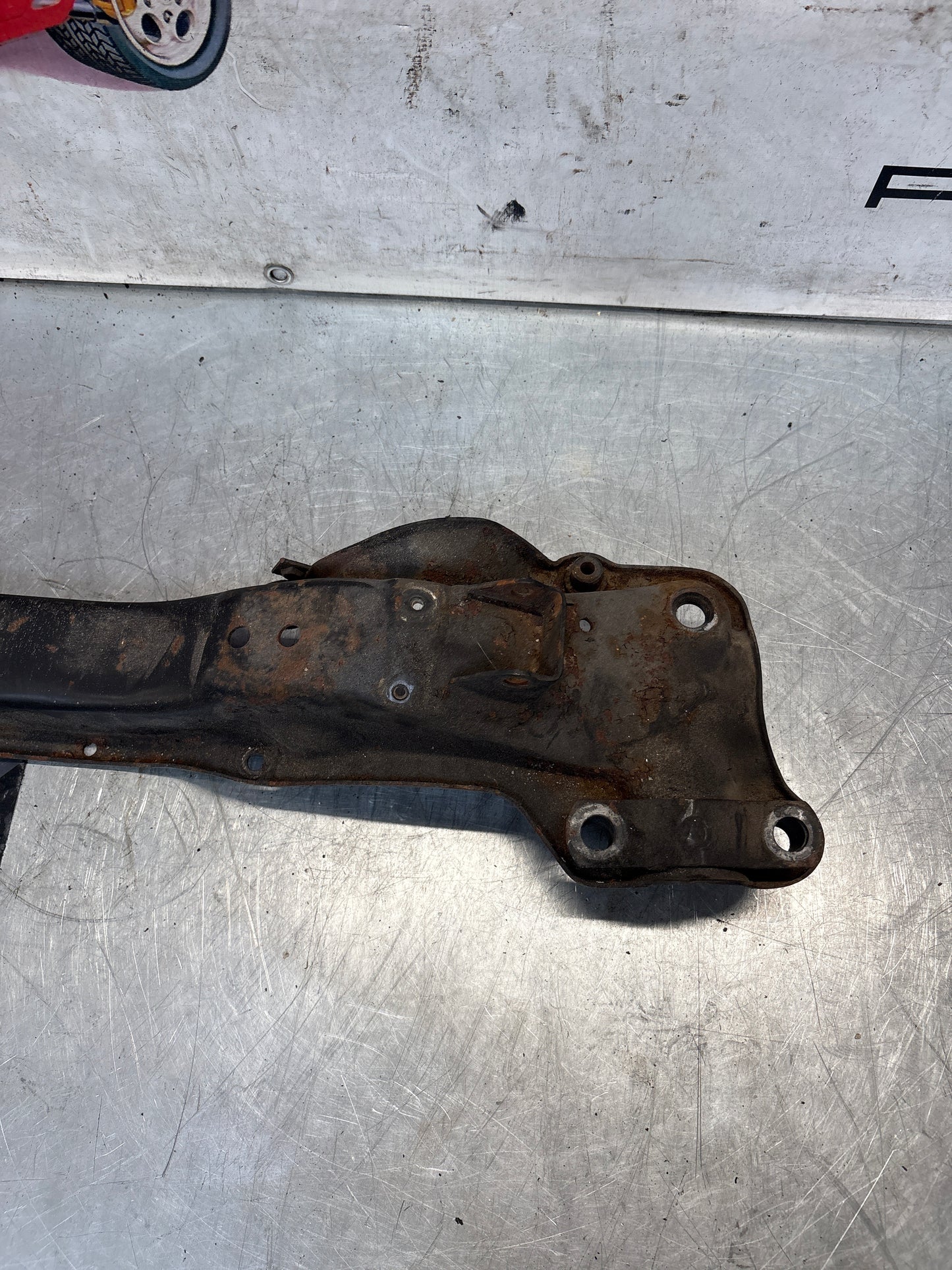 Porsche 928 82-85 engine mount, used 92837501106