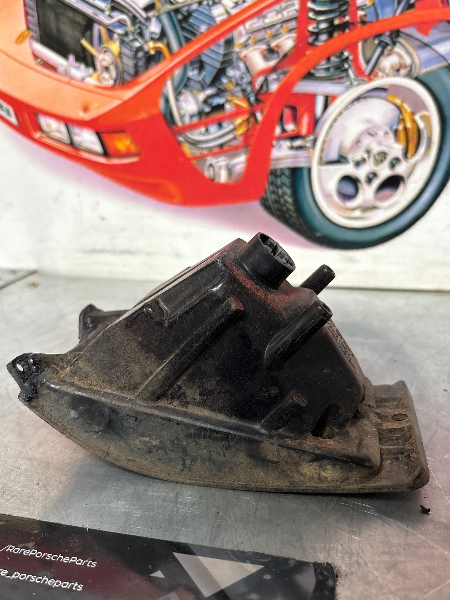 Porsche 924 O/S Front indicator unit, without lense used 477953065A