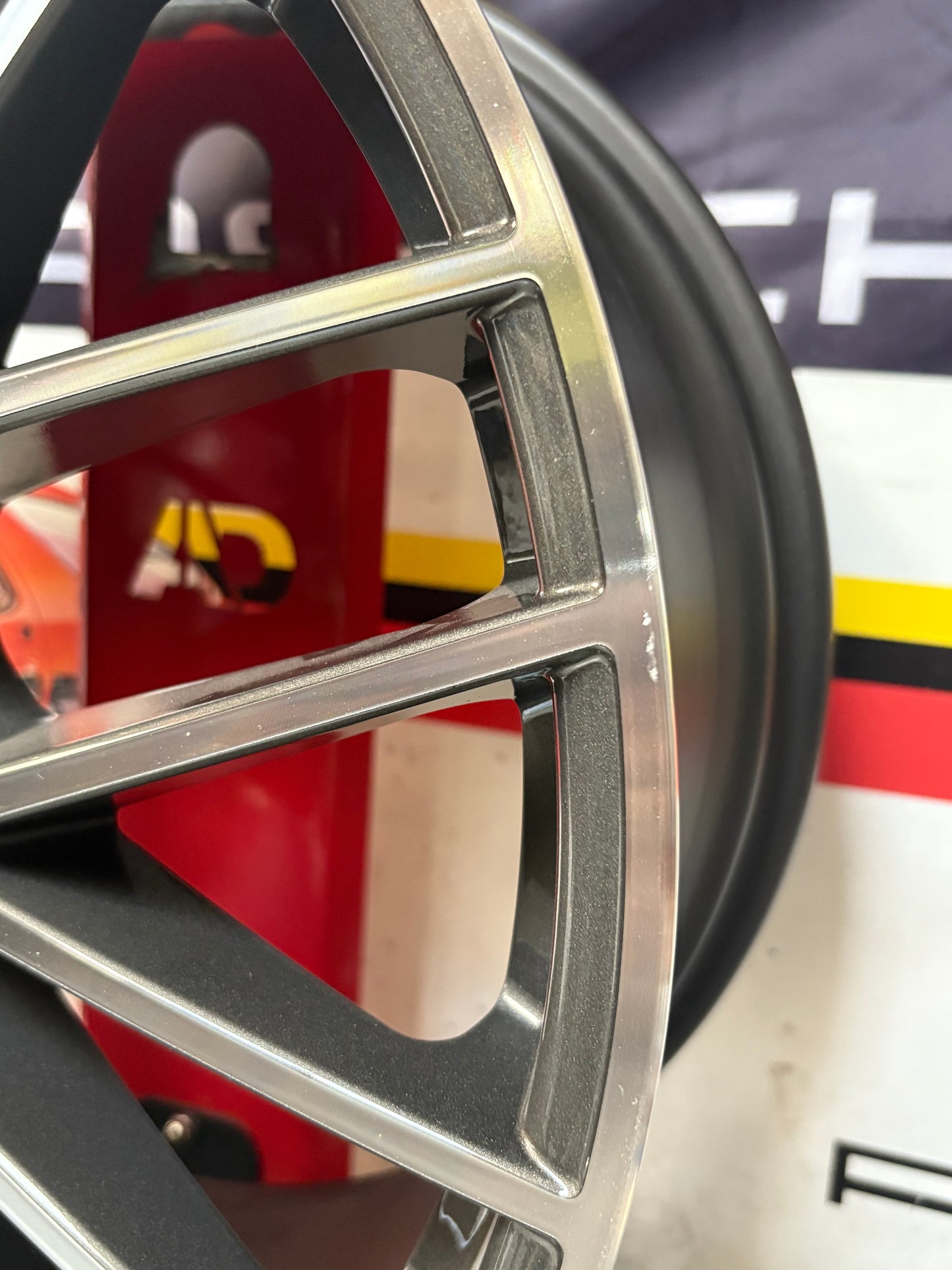 Porsche Cayenne RS spyder wheel, used in very nice condition, 9Y0601025BG, ET58, 11Jx21”