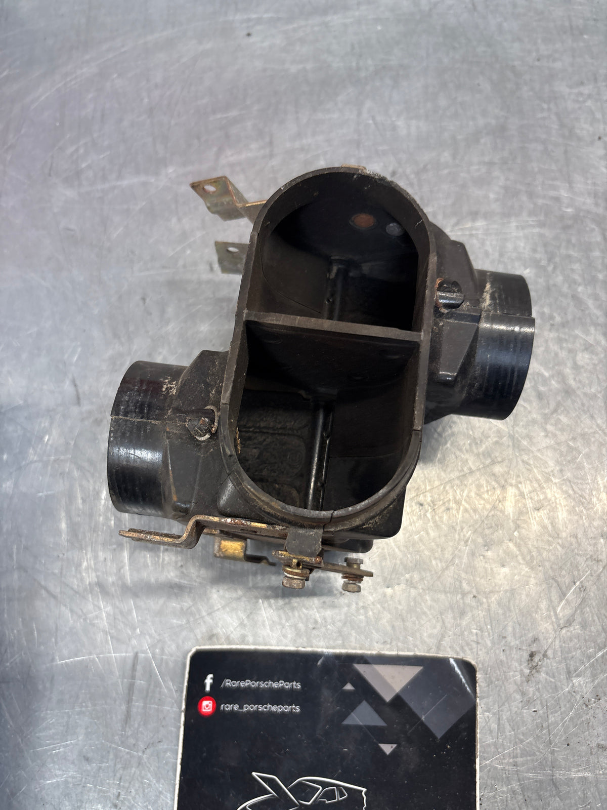 Porsche 914 front left air control box, 91457114910 Used