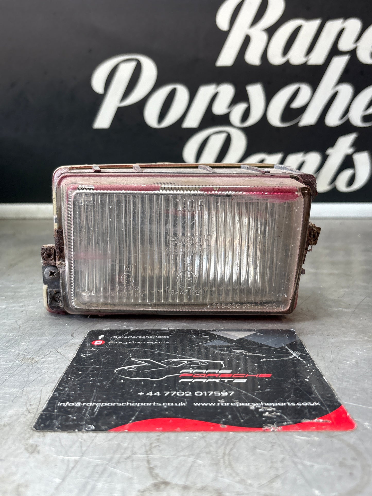 Porsche 928 Bosch headlight high beam, right 0306403002 / 92863141400