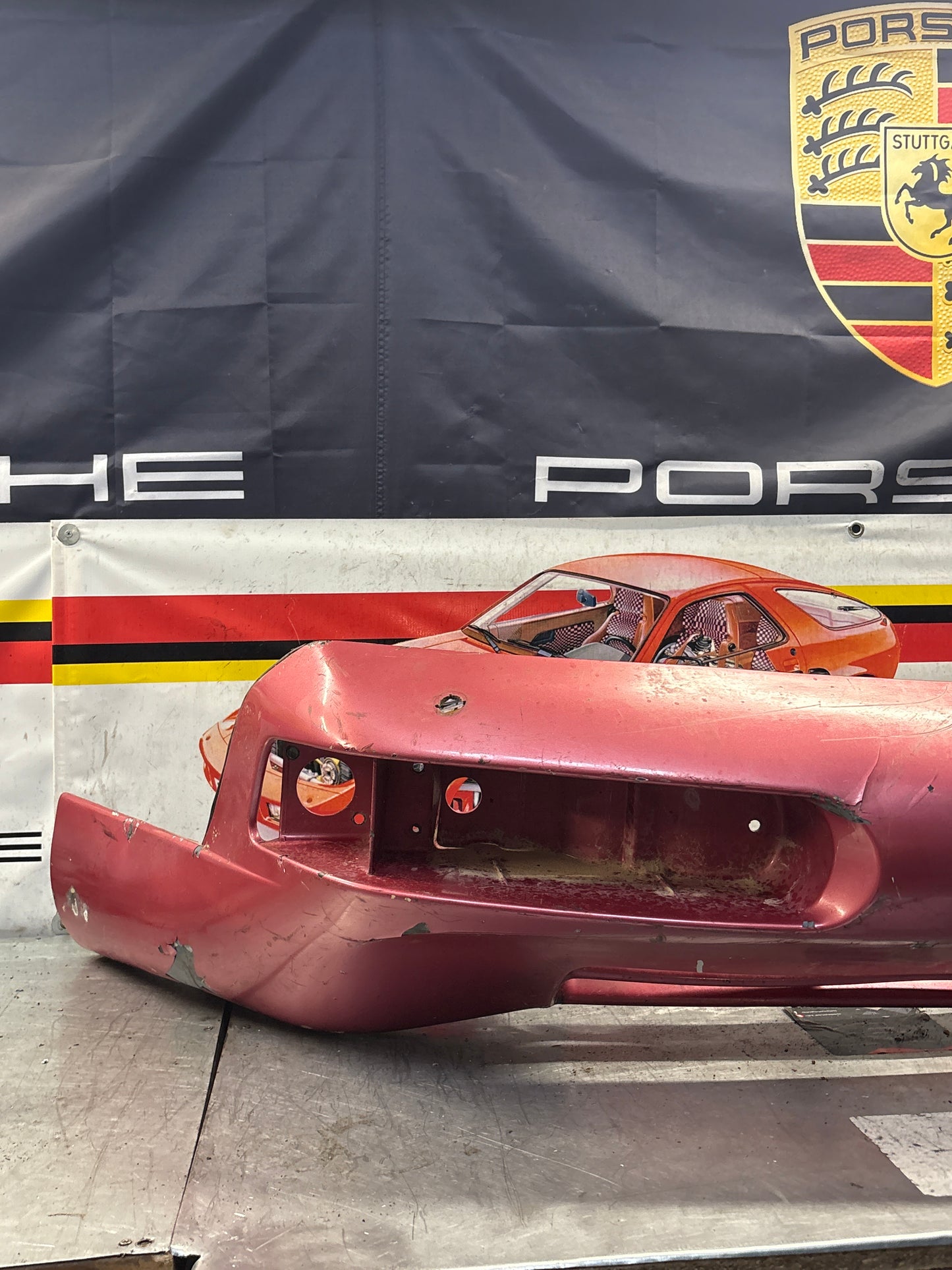Porsche 928 S4/GTS front bumper, used 92850511320