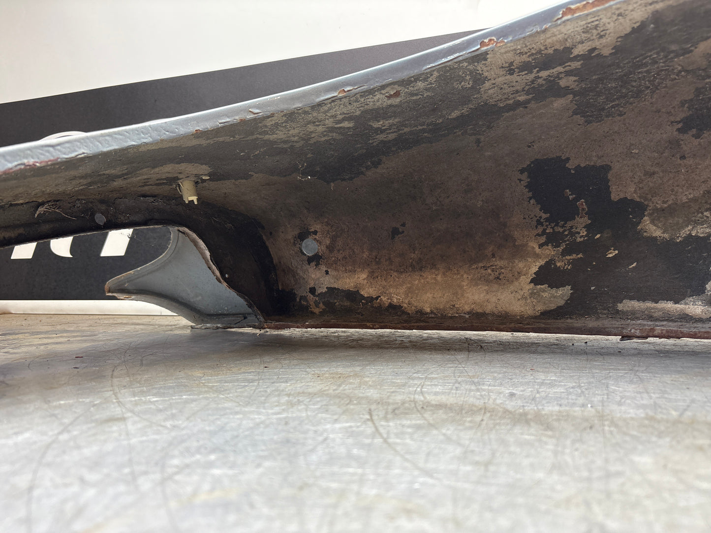 Porsche 911 964 front right wing, used