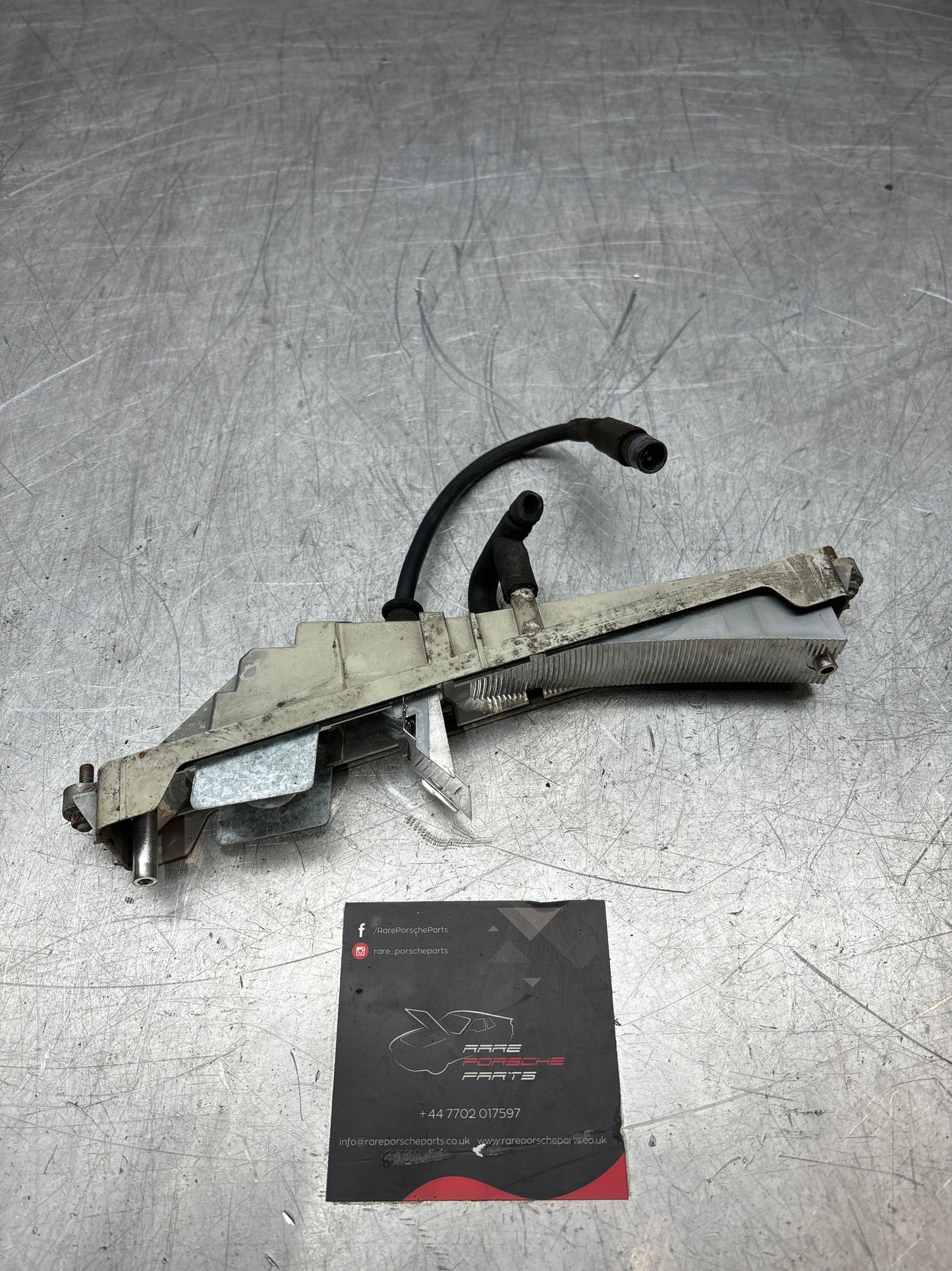 Porsche 944 S2 Turbo front indicator body housing unit. 95163141100 used, slightly damaged