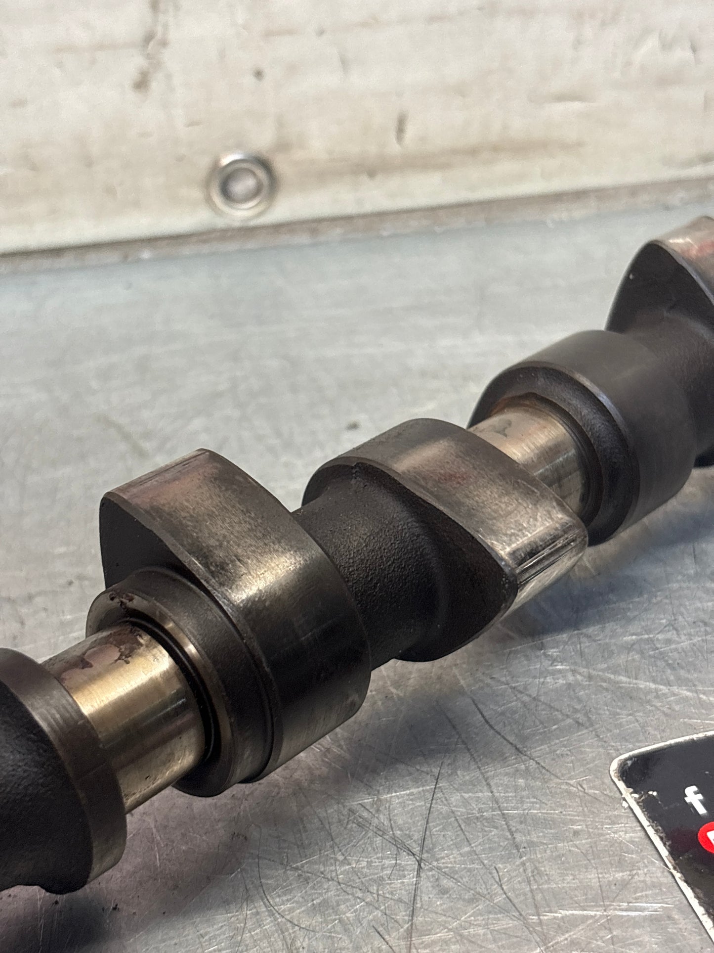 Porsche 924 / 924 Turbo camshaft 046109021 used
