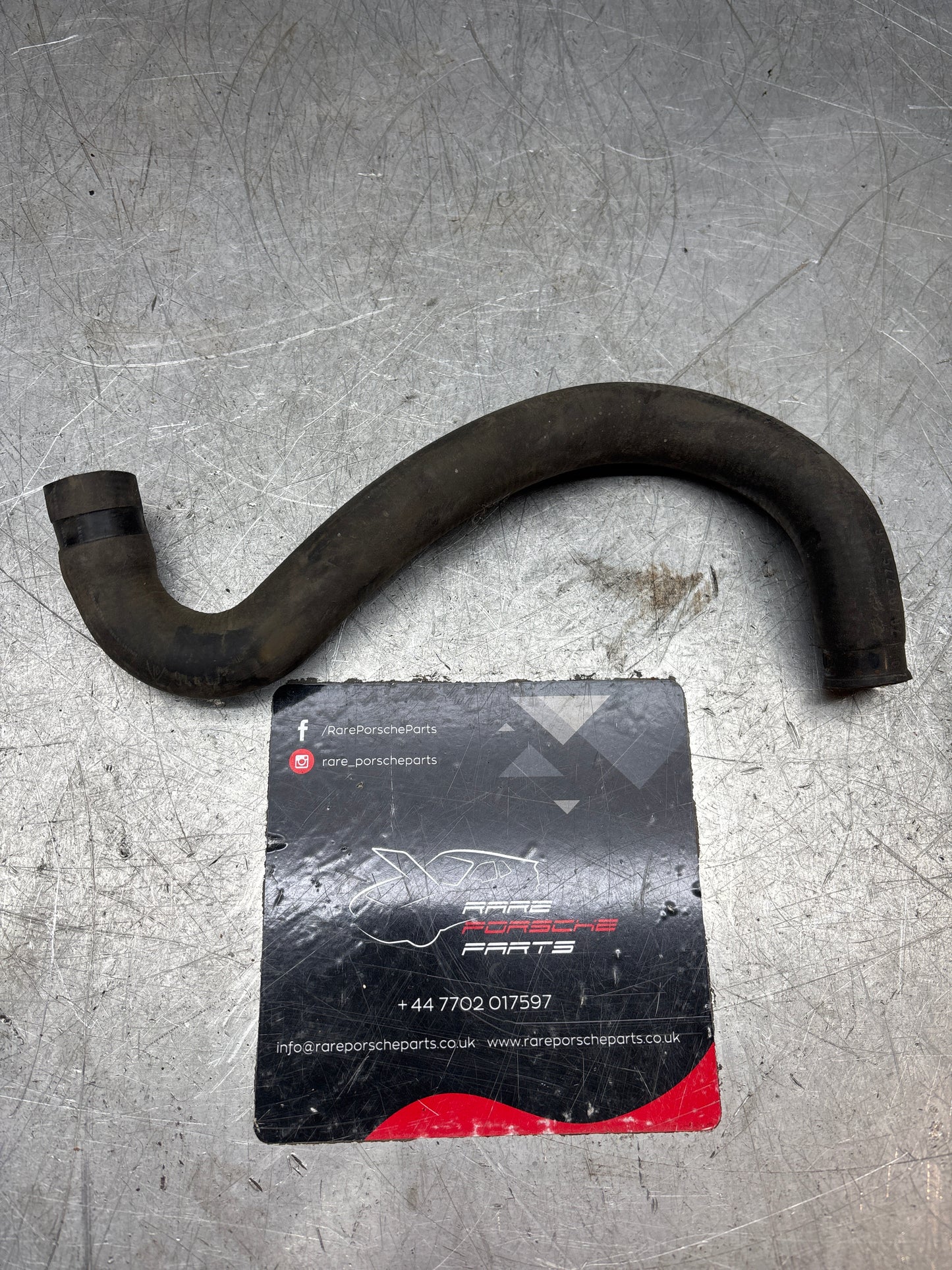 Porsche 944 '86- 2.5 water hose heater flow 94457258701 used
