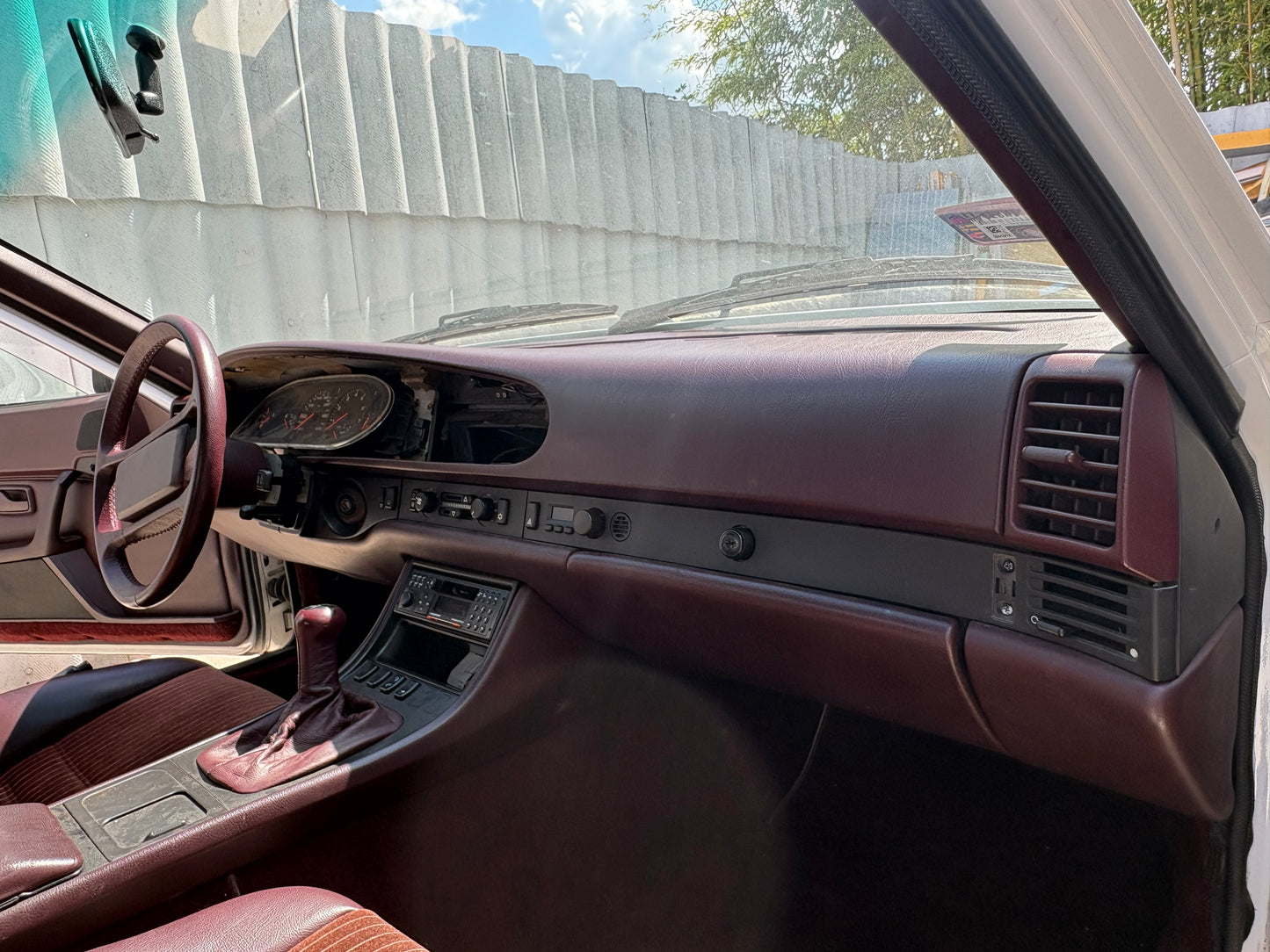 Porsche 944 Turbo/S2 complete Burgundy Interior with Recaro Sport seats, LHD