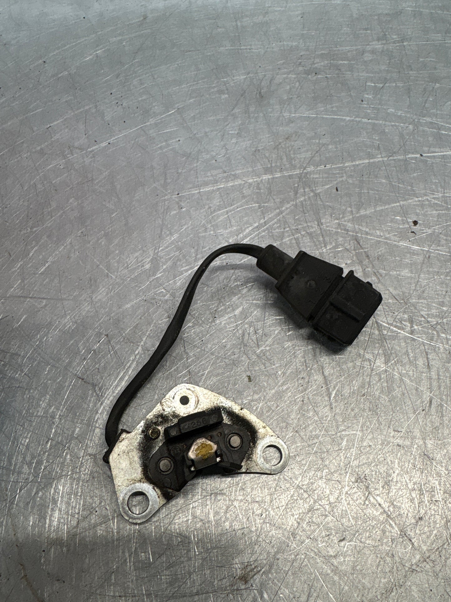 Porsche 944 928 968 camshaft position sensor, used 94453854700 / 0232101005
