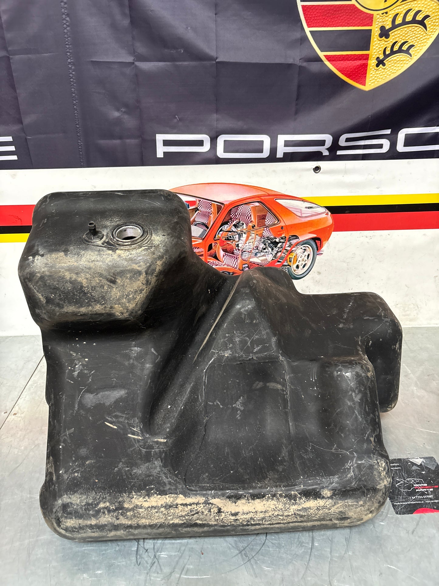 Porsche 911 993 964 RHD fuel tank, used 99320102200