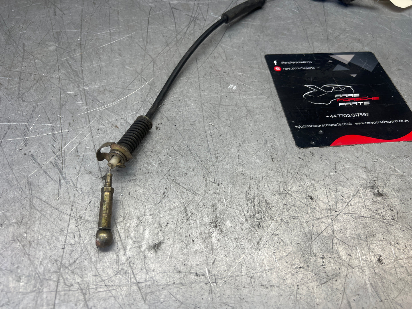Porsche 928 throttle accelerator cable, used , LHD