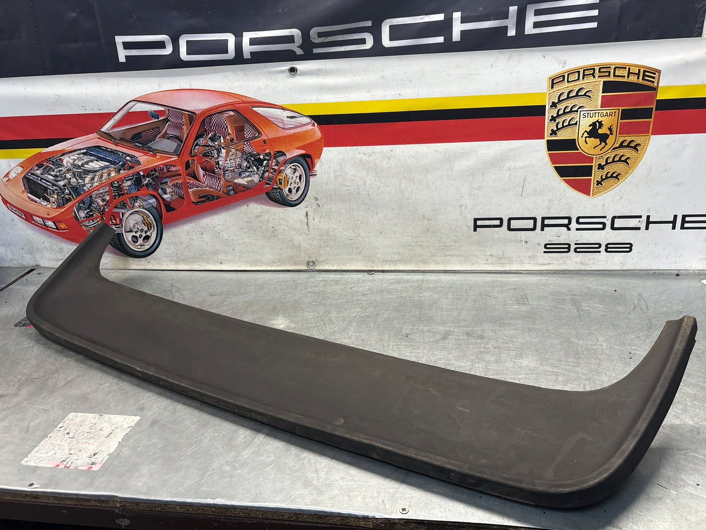 Porsche 944 set of rear boot rubber spoiler used 93751255500 / 93751255700 / 93751255800