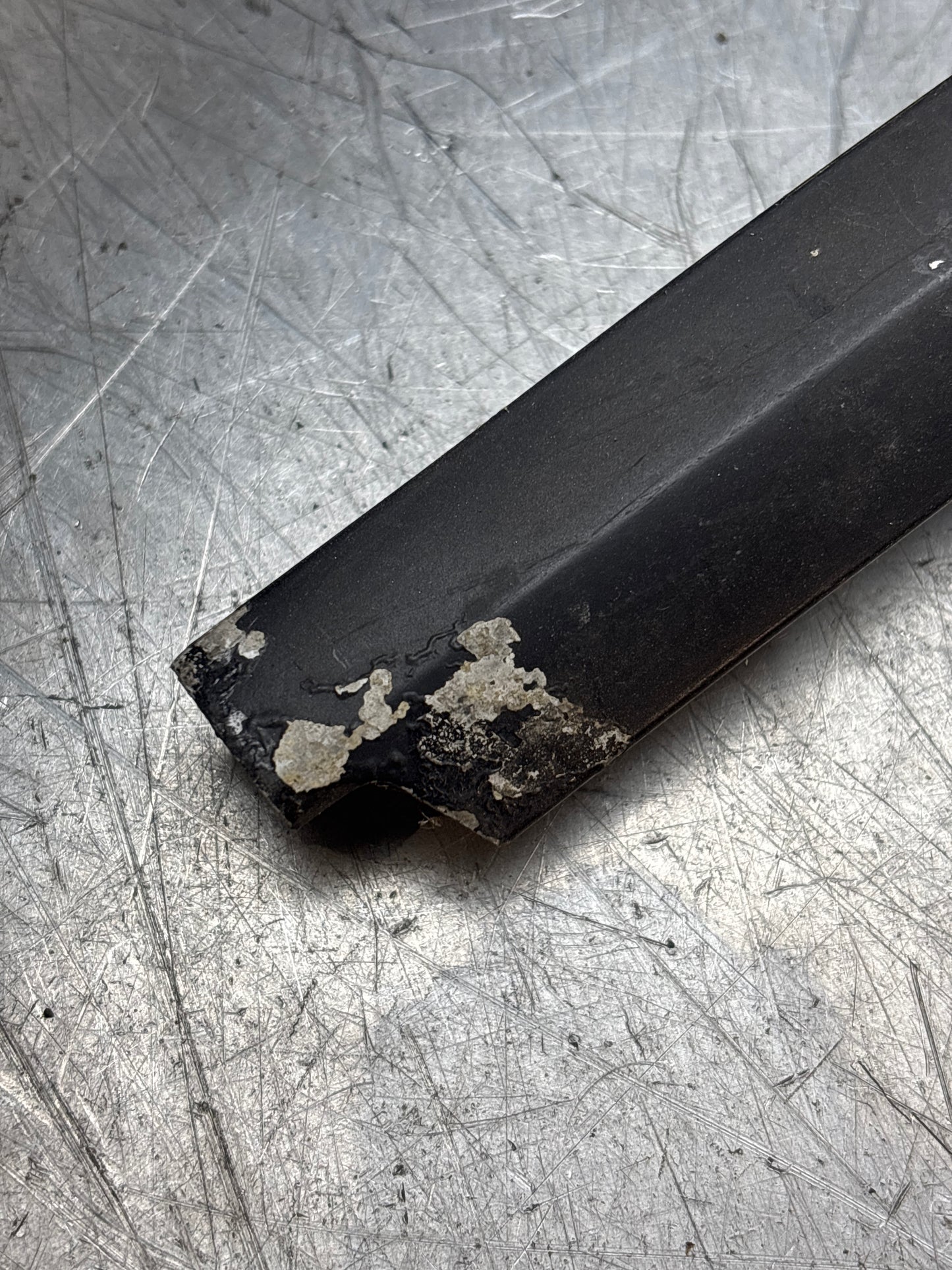 Rivestimento parabrezza Porsche 924/944 94455904300, usato, danneggiato