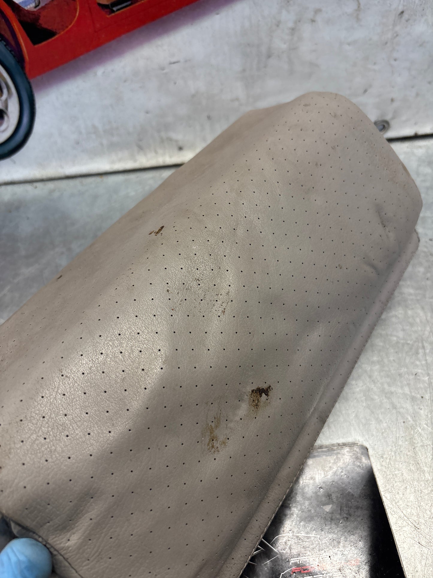 Porsche 928 rear right seat upper cushion, leather, grey, used 92852204650