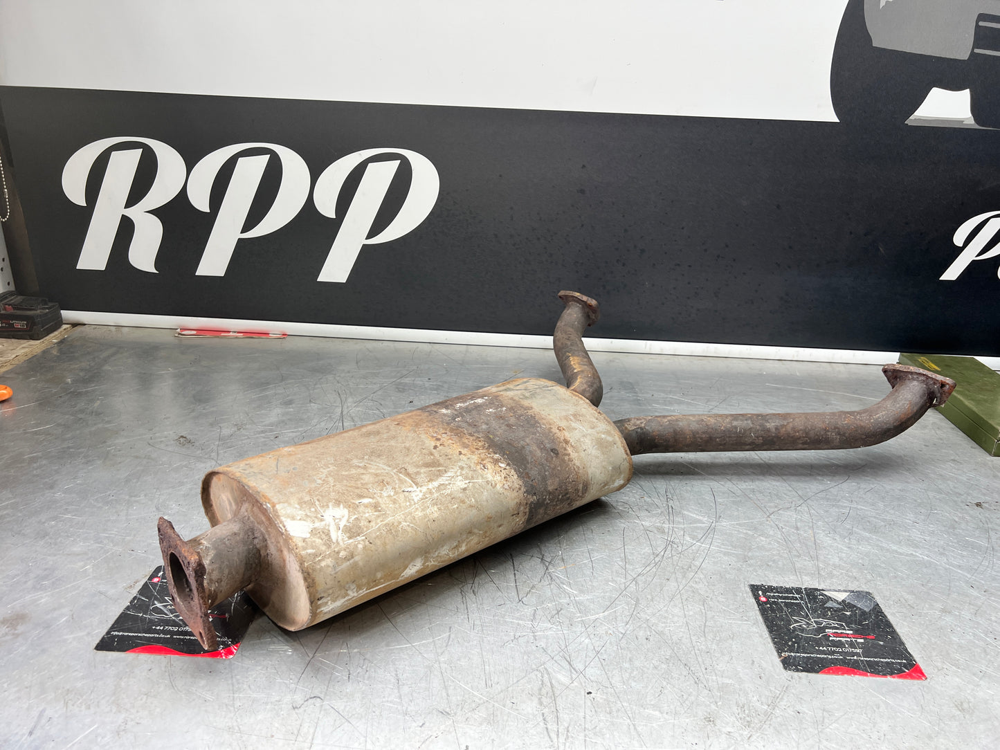 Porsche 928 front muffler, used 92811108207