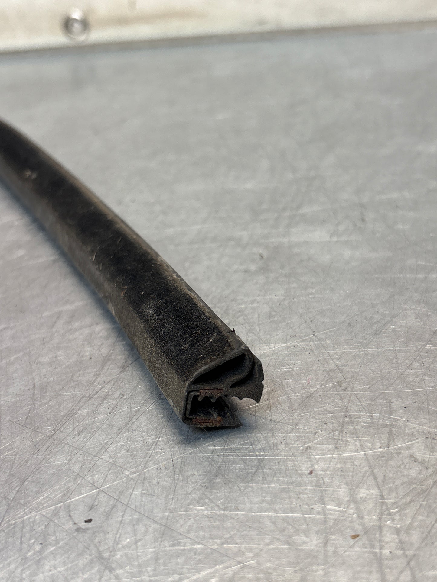 Porsche 924 / 944 inner door window seal, used 477837471A