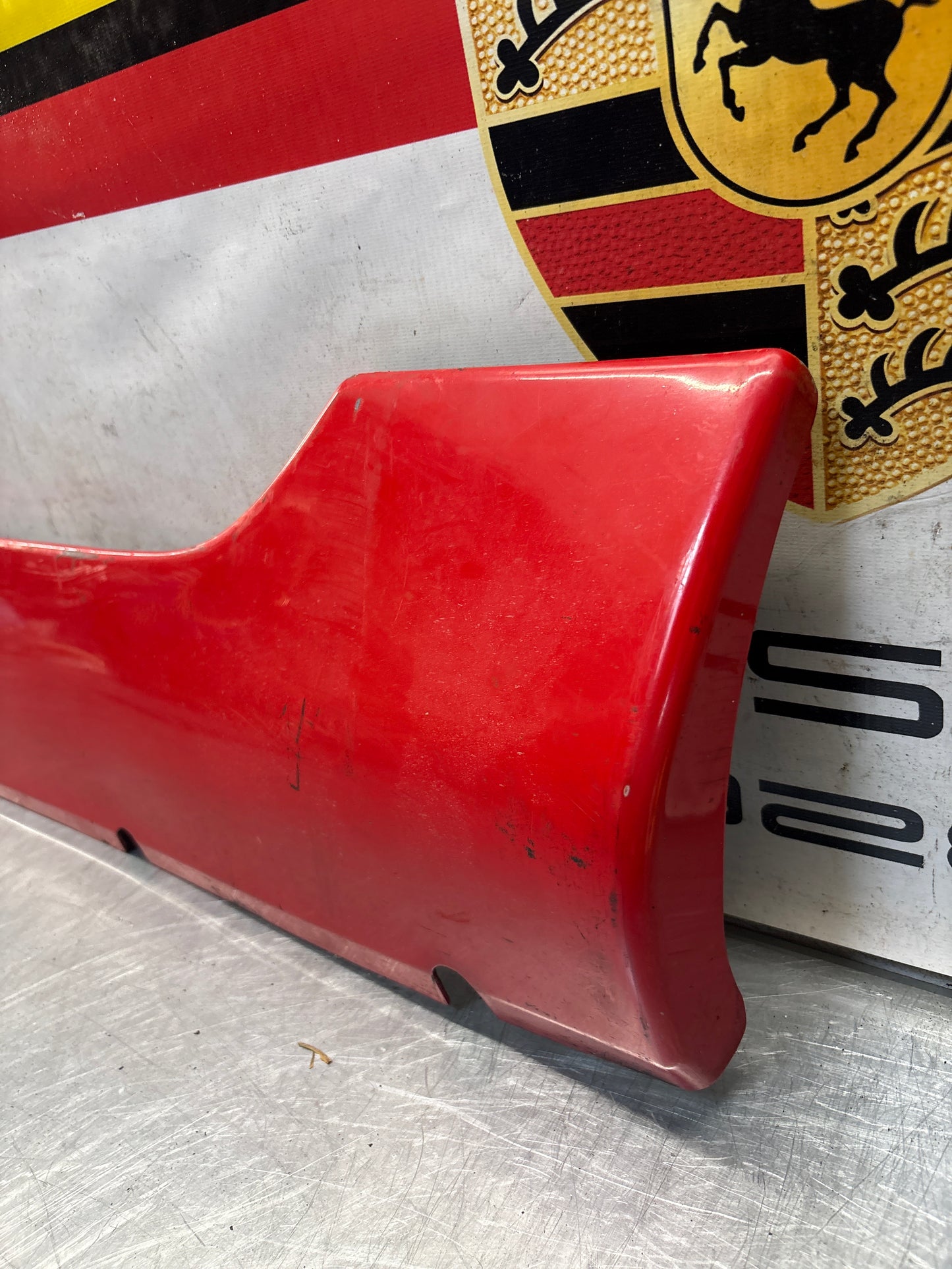 Porsche 928 S4 left sill cover, used 92855908502