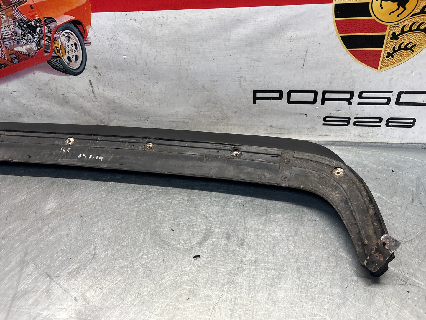 Porsche 944 rear center spoiler, used 93751255500