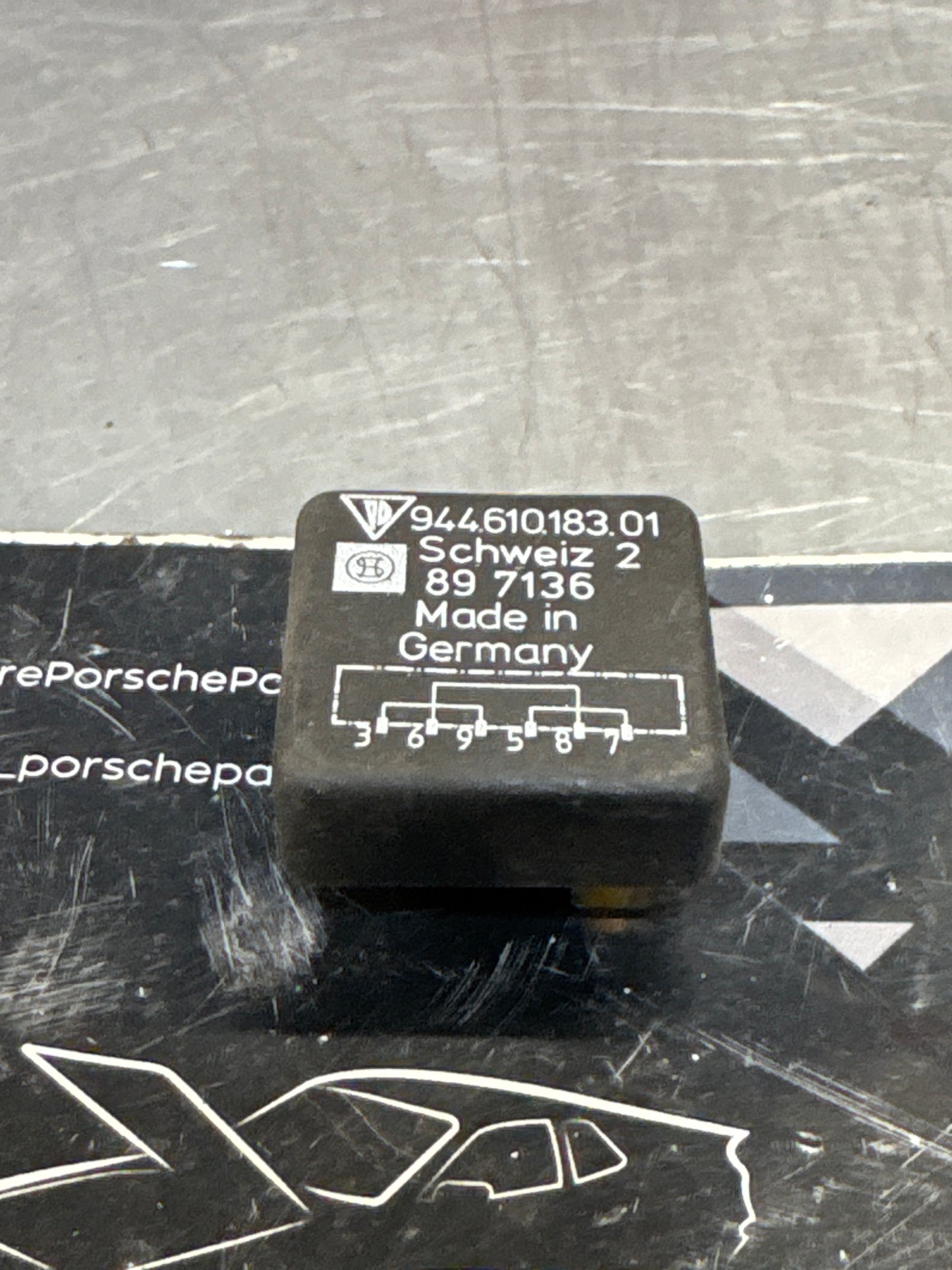 Porsche 944 Bridge Adapter relay, 94461018301 used