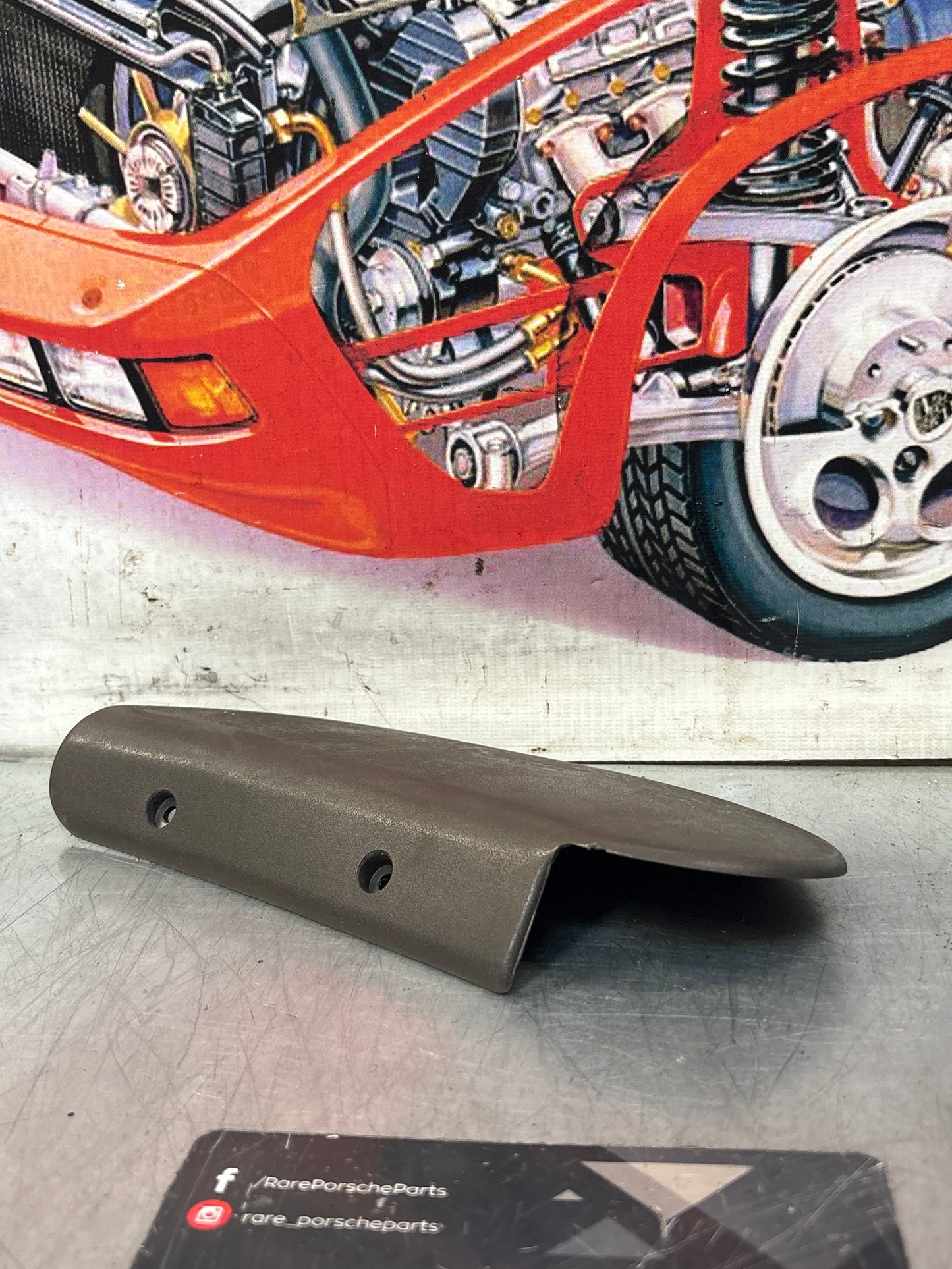 Porsche 928 seat hinge cover grey, right used 92852114802