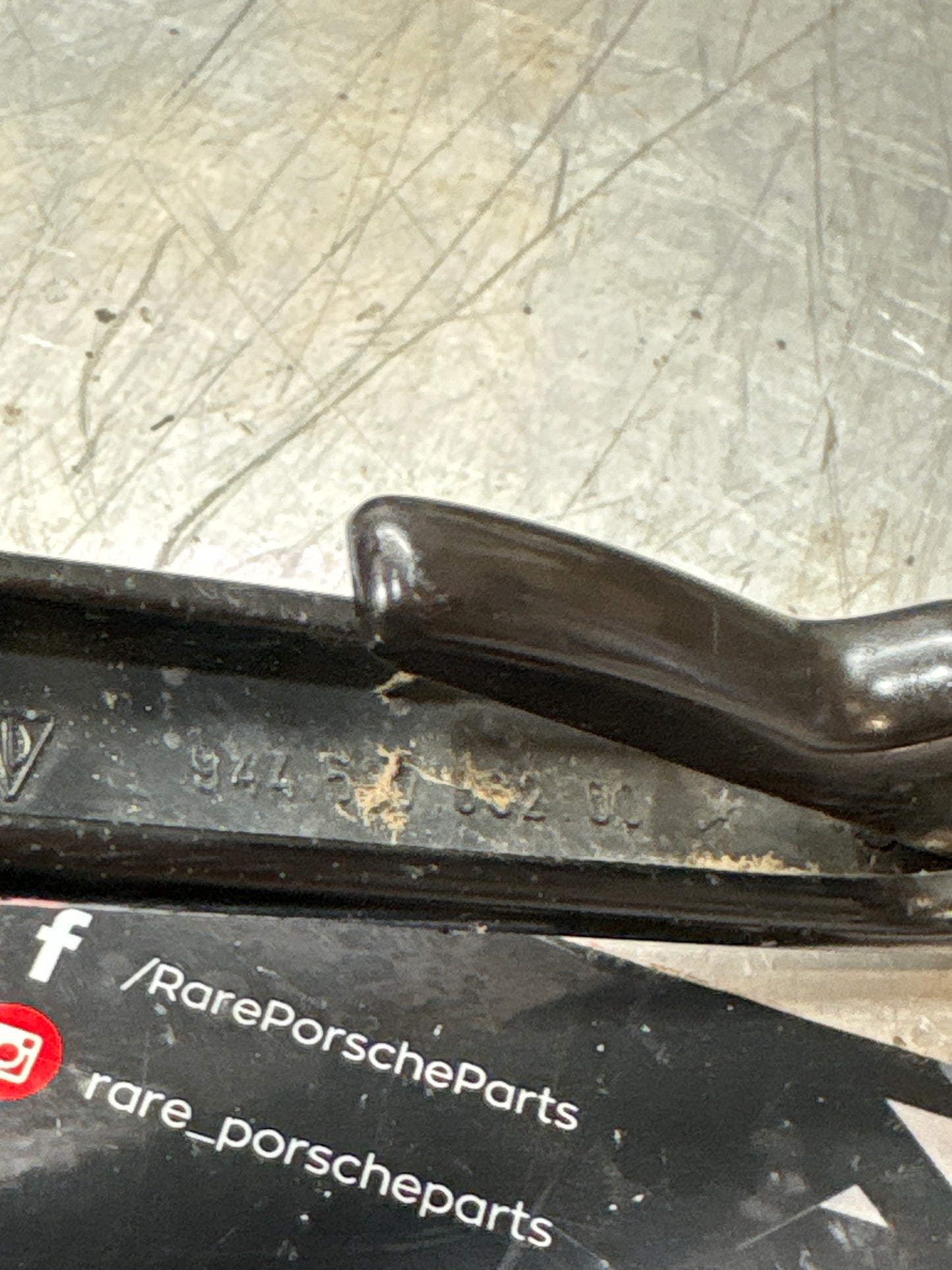 Porsche 944 scripted right door handle, used 94453706200
