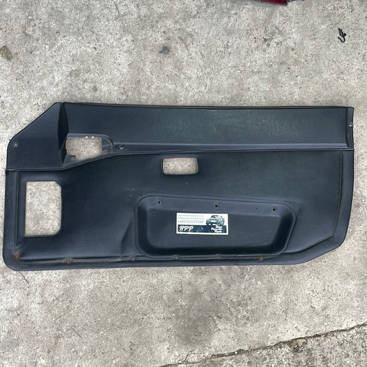 Porsche 944 black right door card from 85.5, used good condition