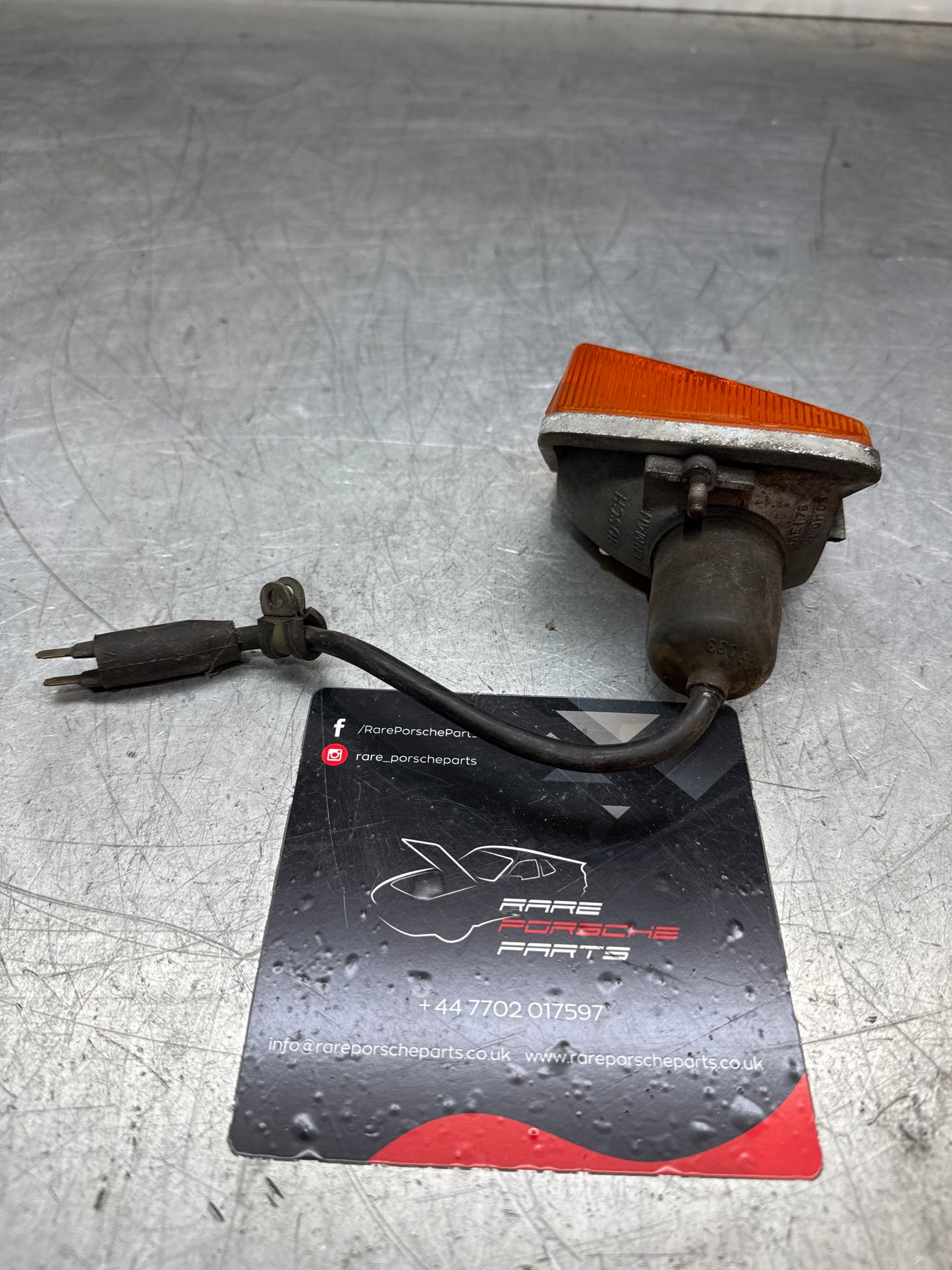 Porsche 928 928S right indicator unit, 928631421010 used, study photos