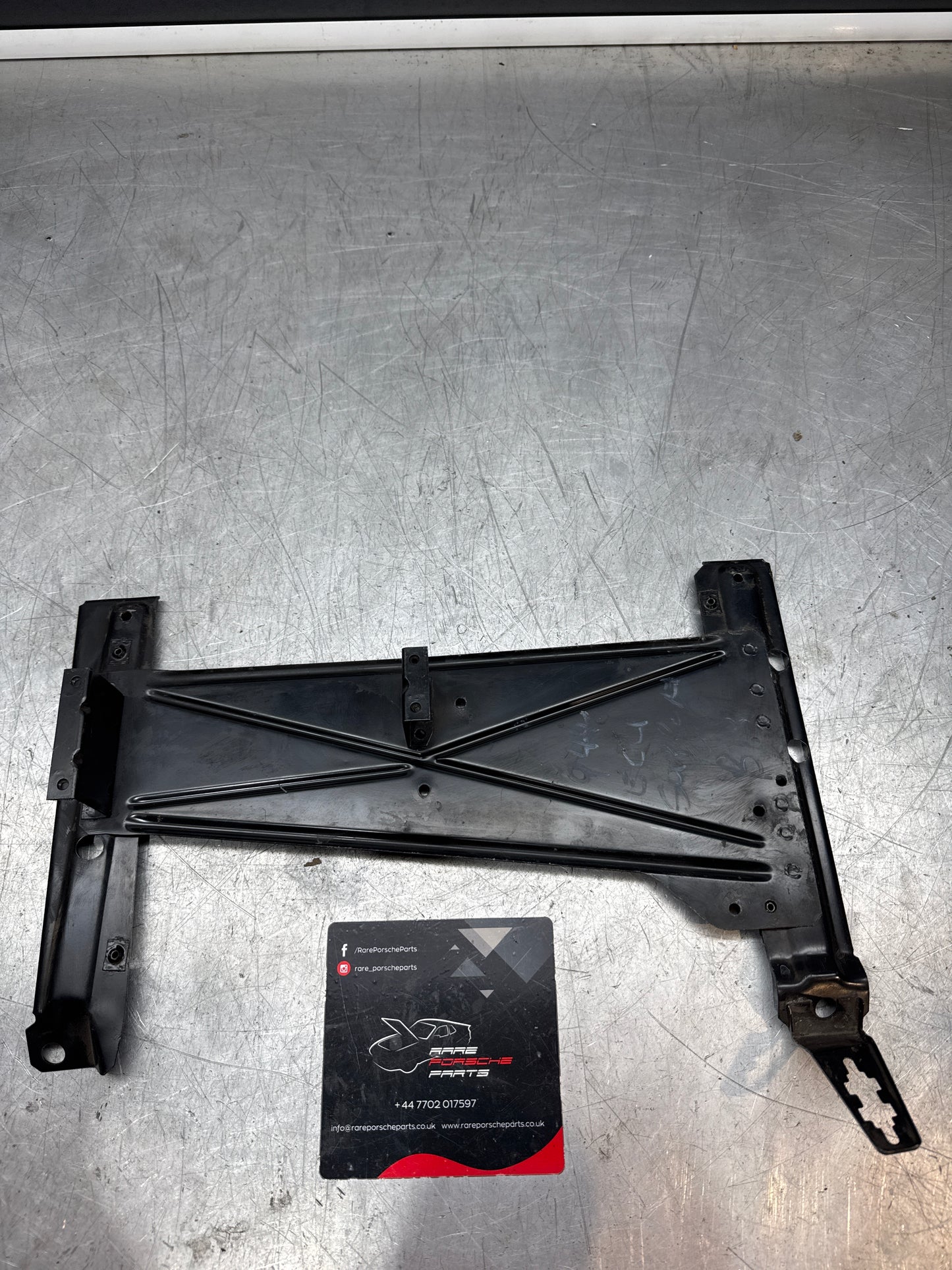 Porsche 944 S2 Turbo ECU bracket, 85.5 onwards 2.5 N/A 94555104902 RHD used