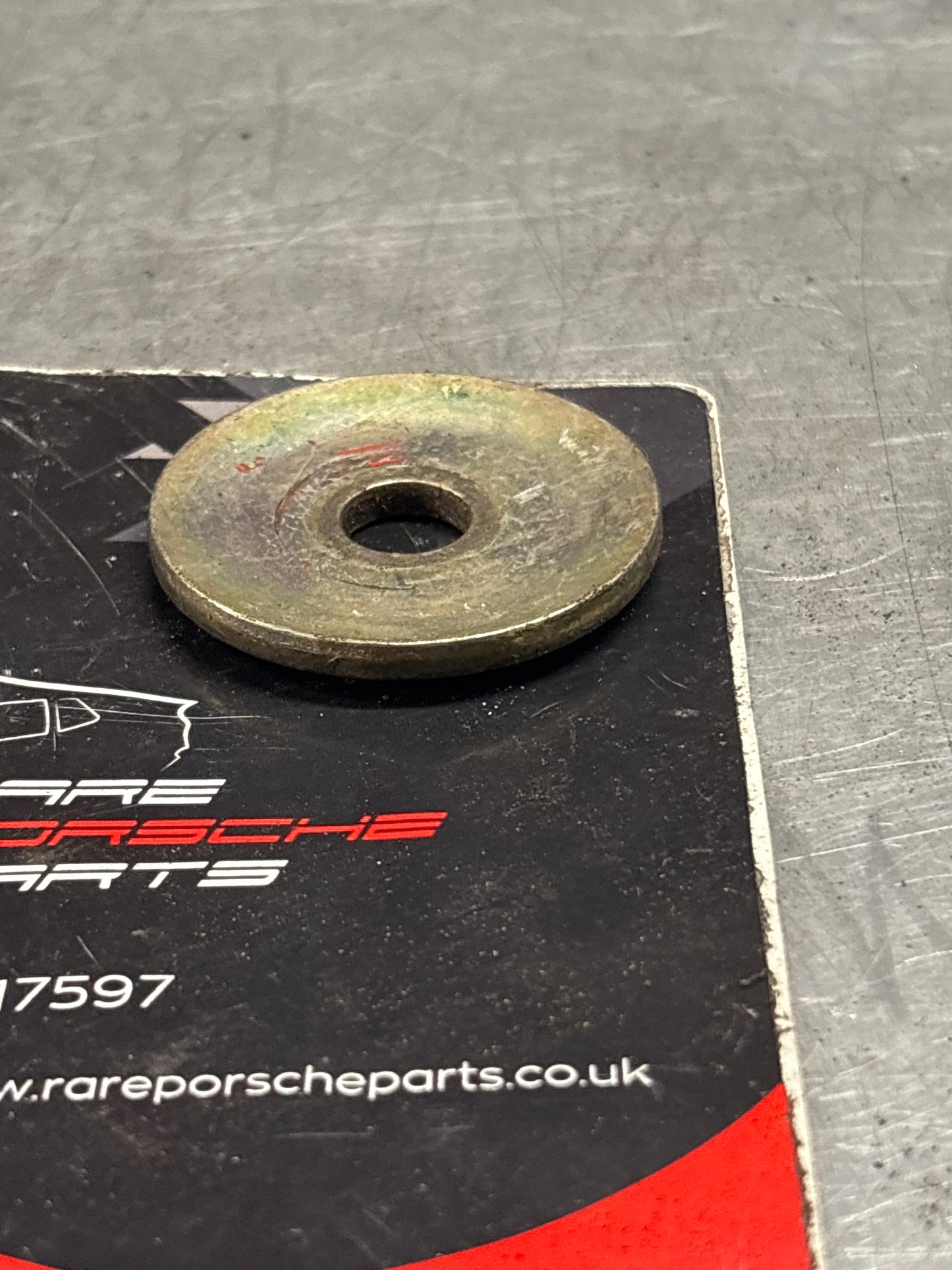 Porsche 928 shock absorber washer plate, used 92833352501