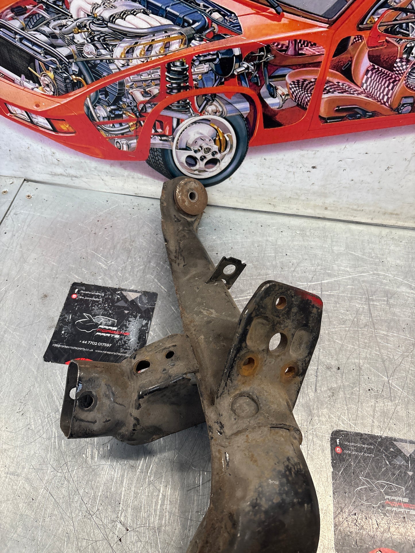 Porsche 924 944  -85.5 Rear left trailing arm, used 94433102100