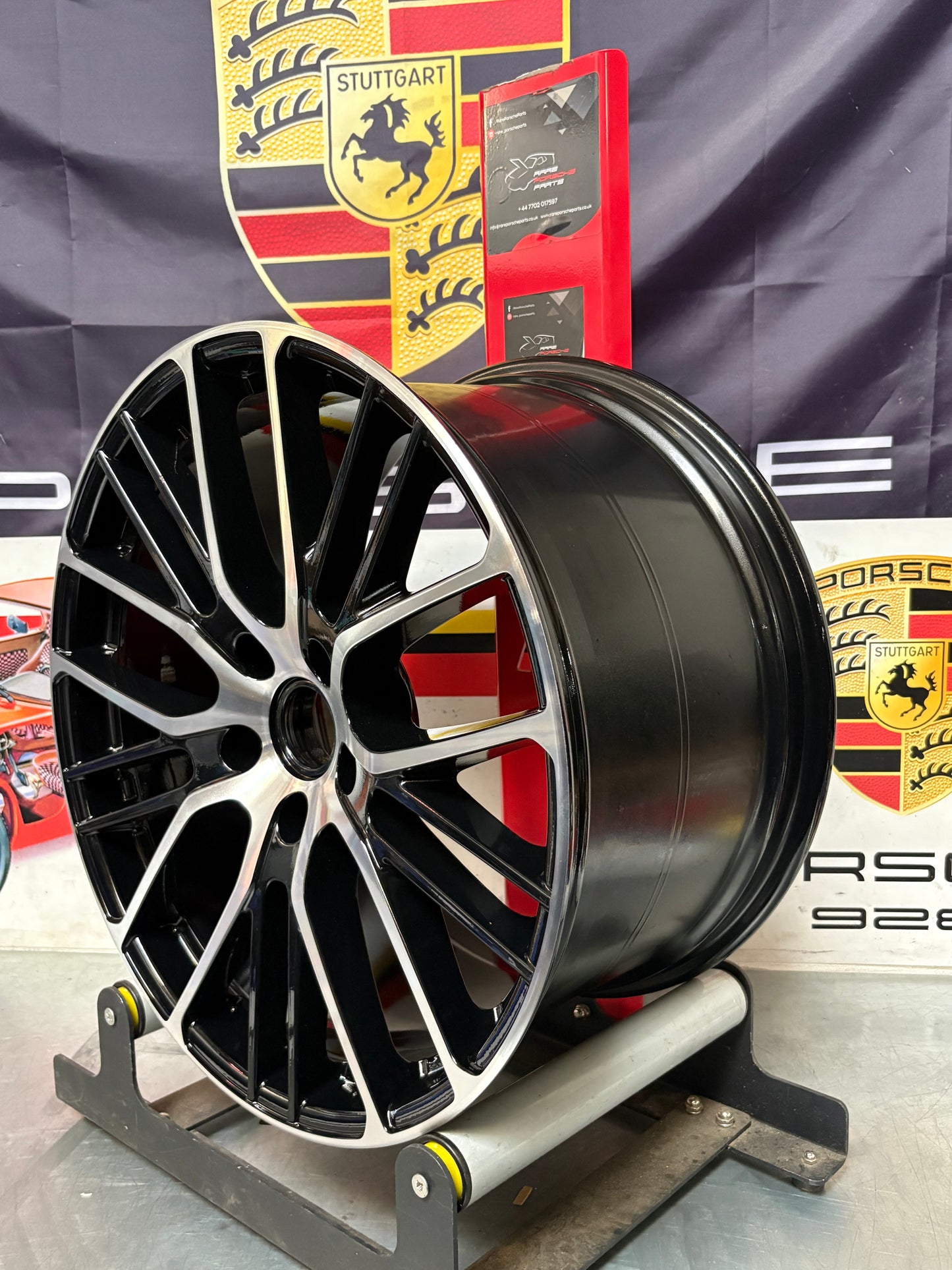 Porsche Panamera 11.5Jx21” ET69 alloy wheel 971601025AQ very nice condition, used