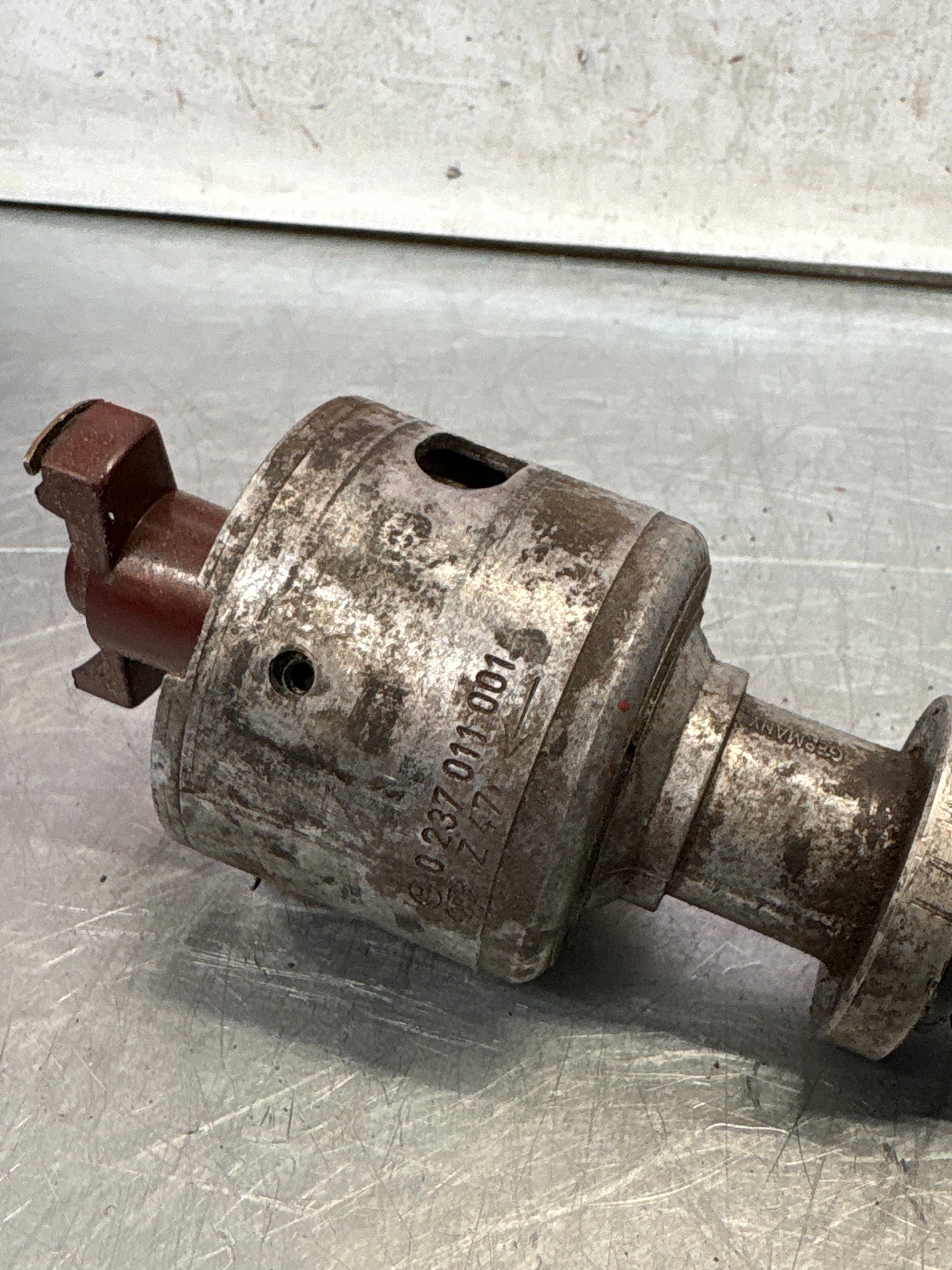 Porsche 924 Turbo Distributor Bosch 0237011001