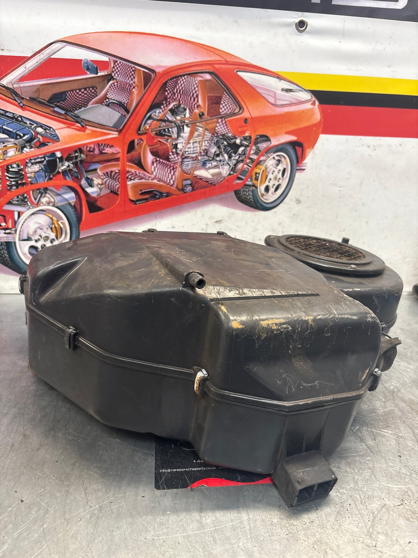 Porsche 924 Air conditioner unit, used 477820002