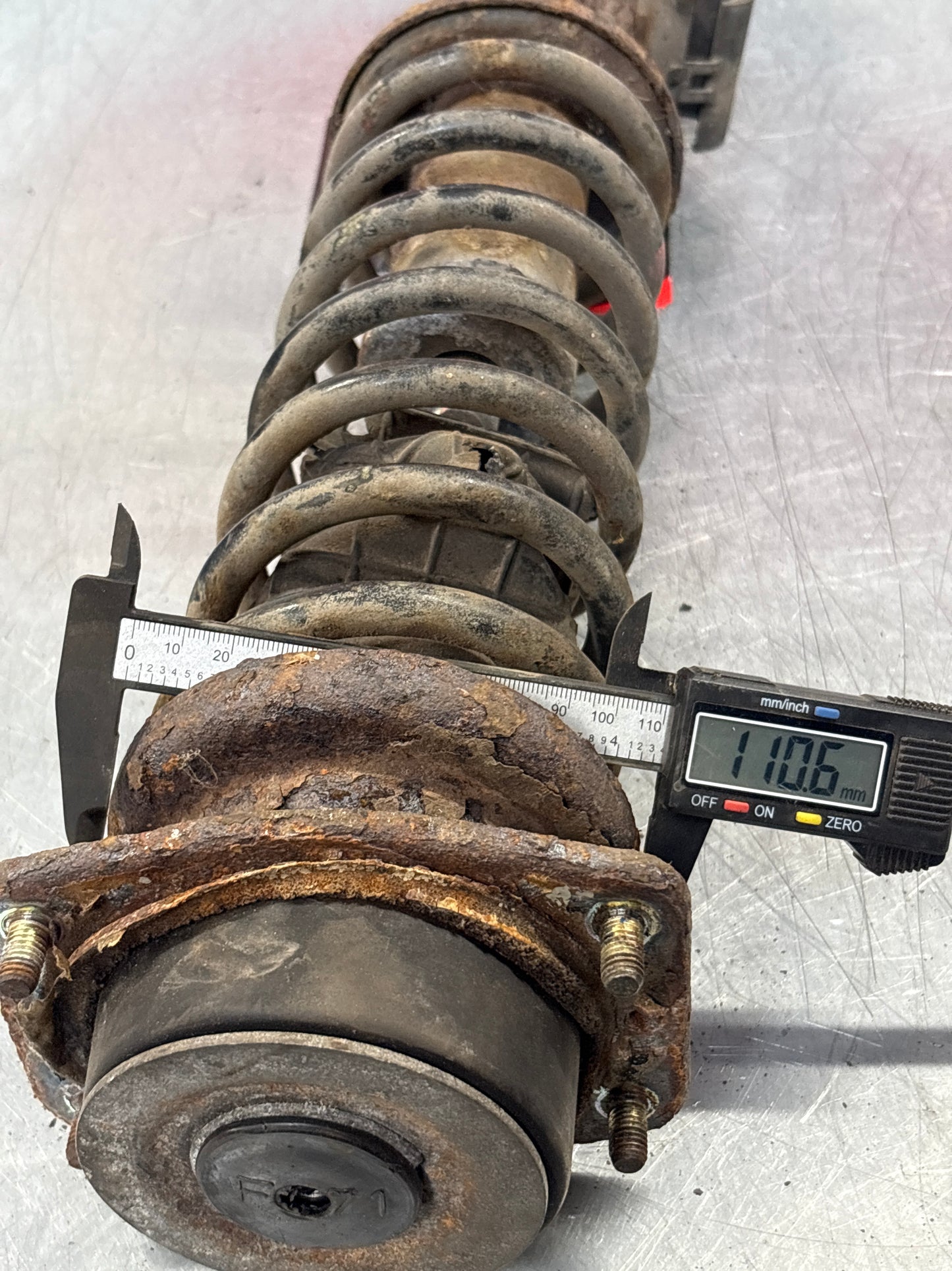 Porsche 944 S2 Right, Off Side suspension leg, 94434303219 used, used