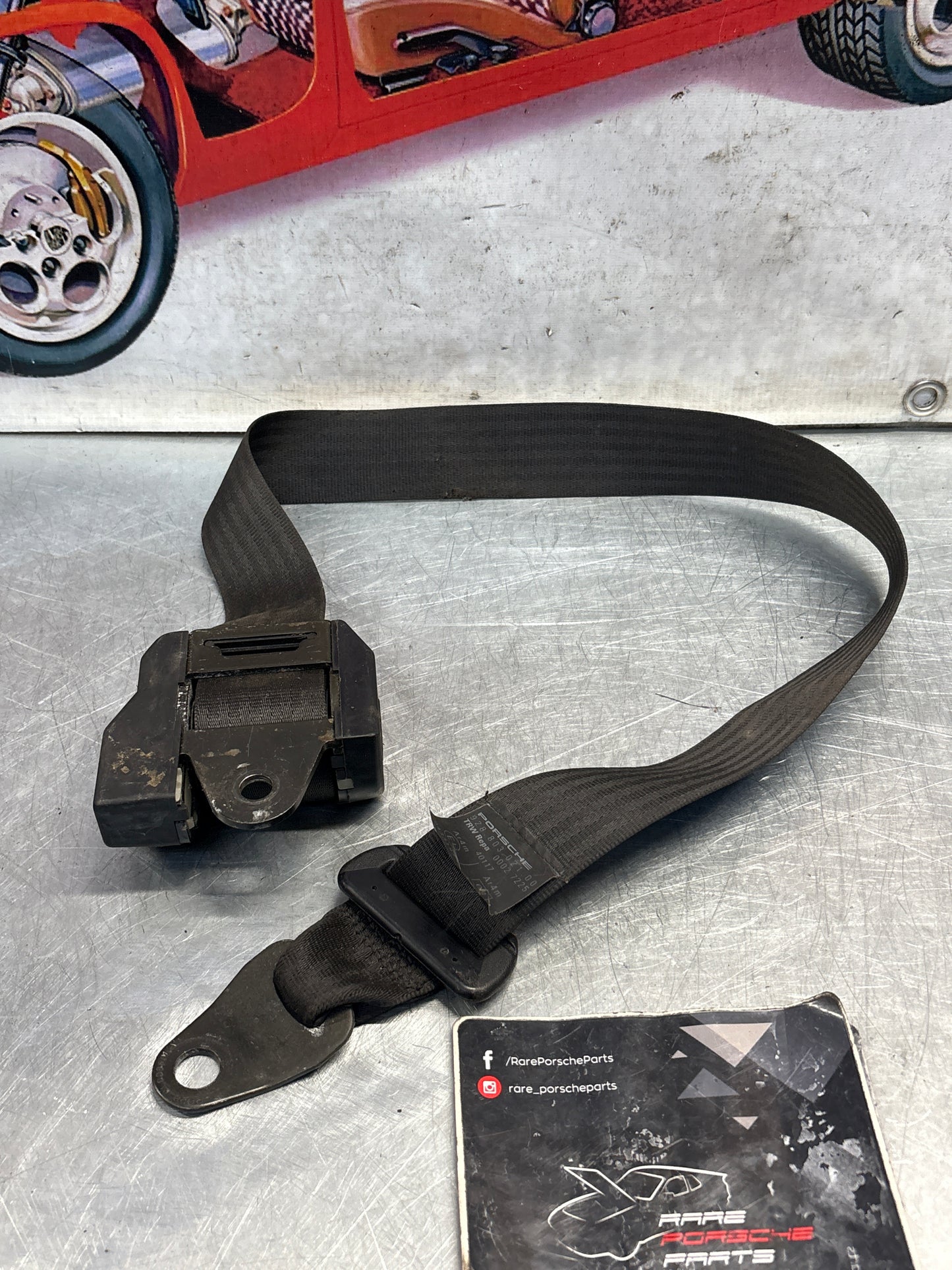 Porsche 928 rear right seat belt 92880302100