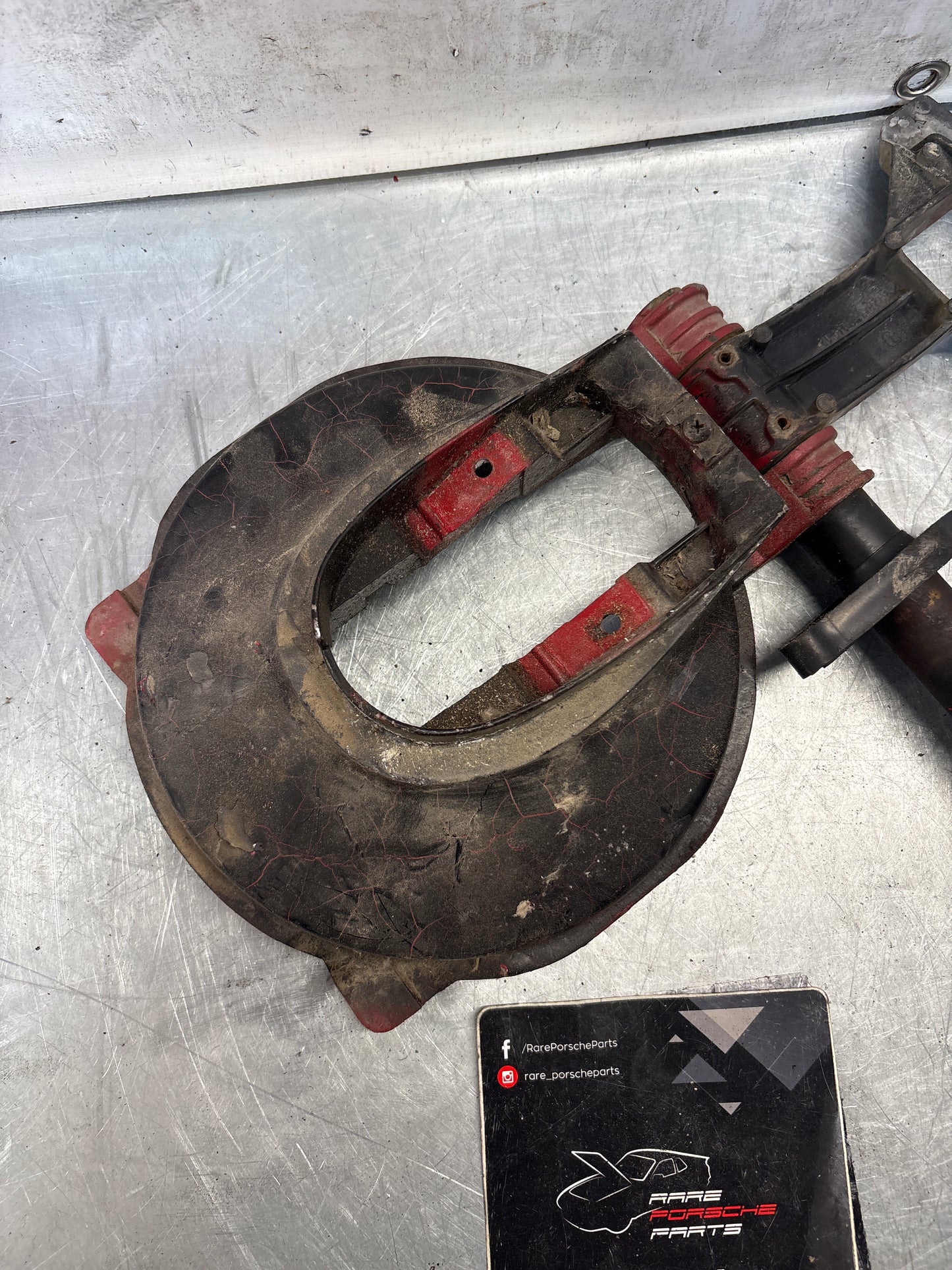 Porsche 928 right headlight swivel frame without bearing 92875024902 92875024302 used