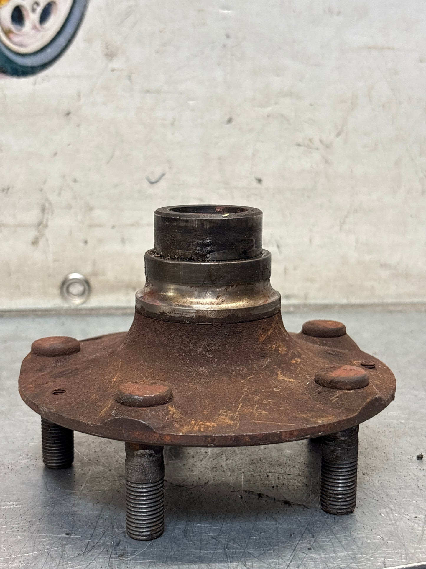Porsche 928 rear wheel hub, 92833106507, used with short stud bolt