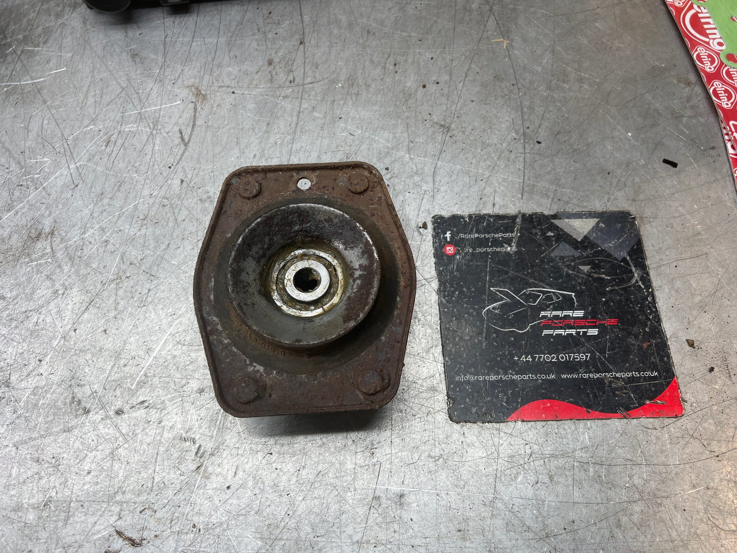 Porsche 944 S2 / turbo / 968 Top Mount Suspension Strut Mounting