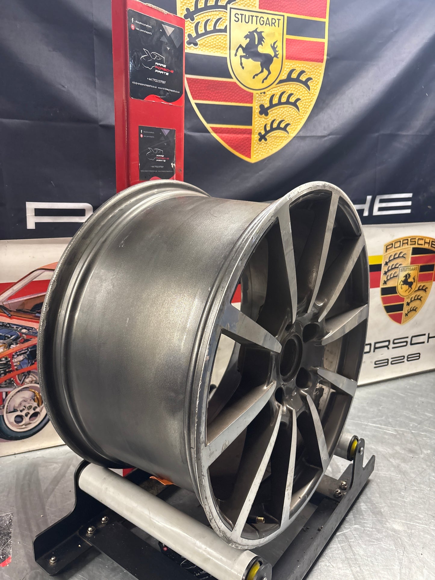 Porsche 911 991 Carrera C2 wheel, for spares or repair 99136216630