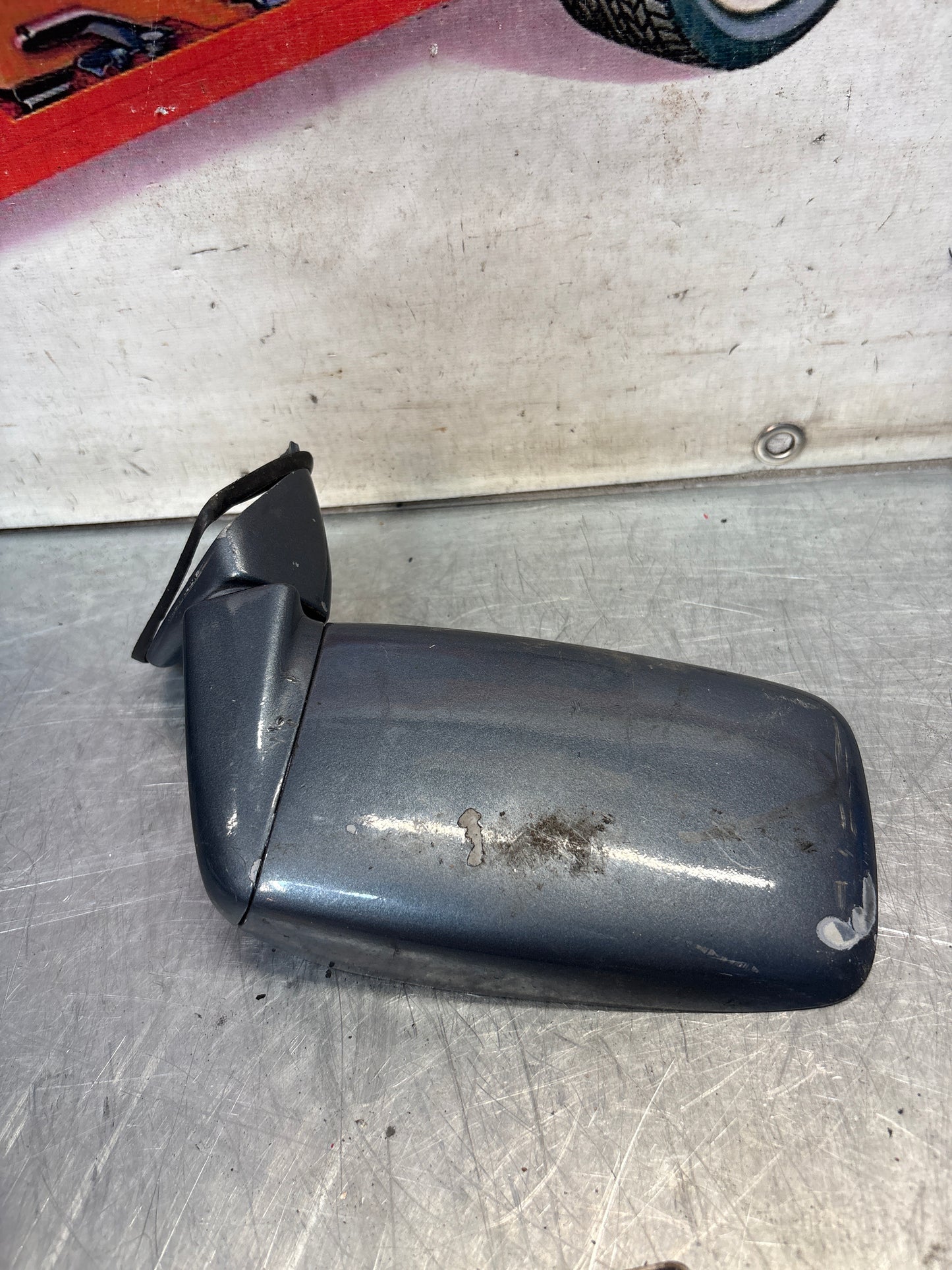 Porsche 911 930 right mirror housing, used 91173102406