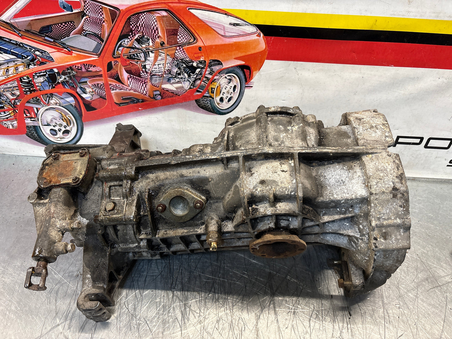 Porsche 914 transmission, used, for spares or repair unknown condition HA0034331