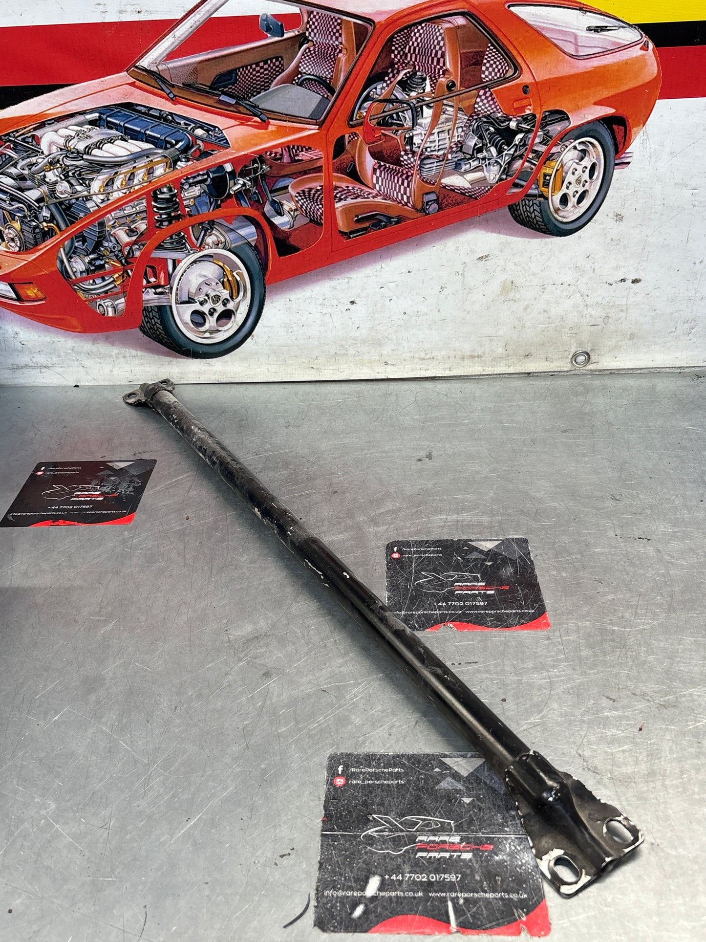 Porsche 928 Transverse strut used, 92850406102