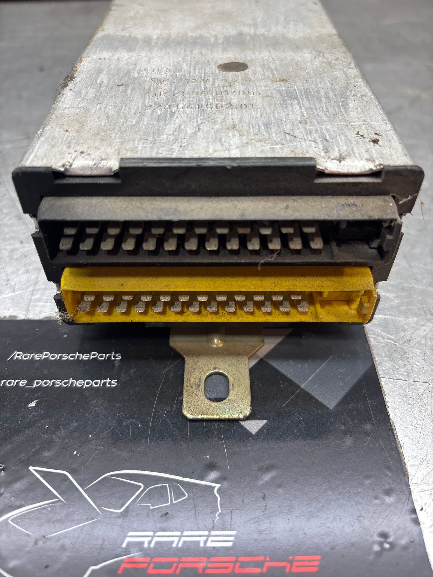 Porsche 928 central control unit ECU, used 92864160201