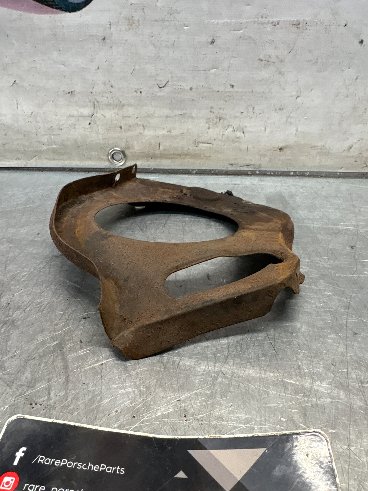 Porsche 914 generator cover plate, for spares or repair 021119281D
